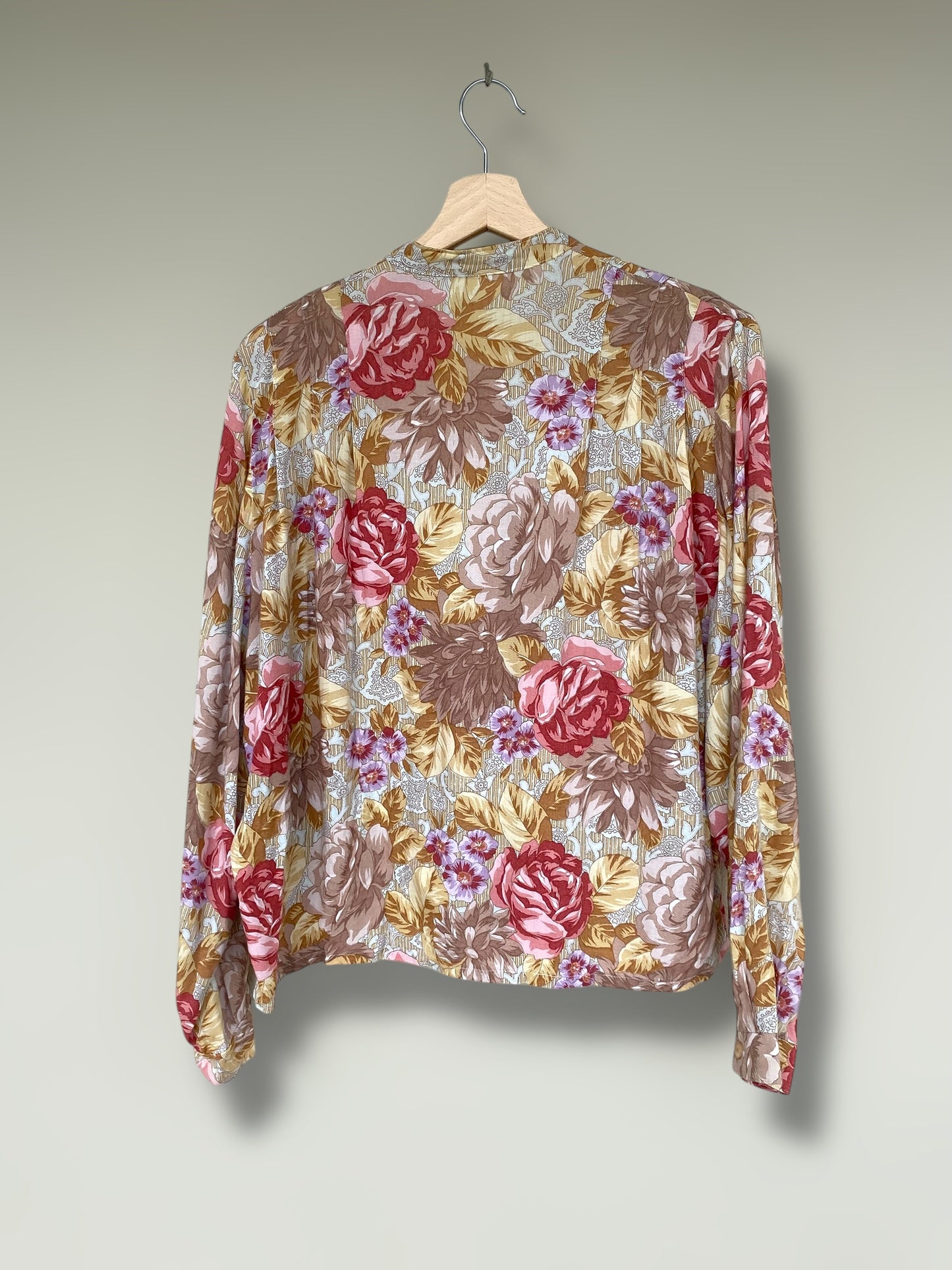 “Royal roses” vintage shirt