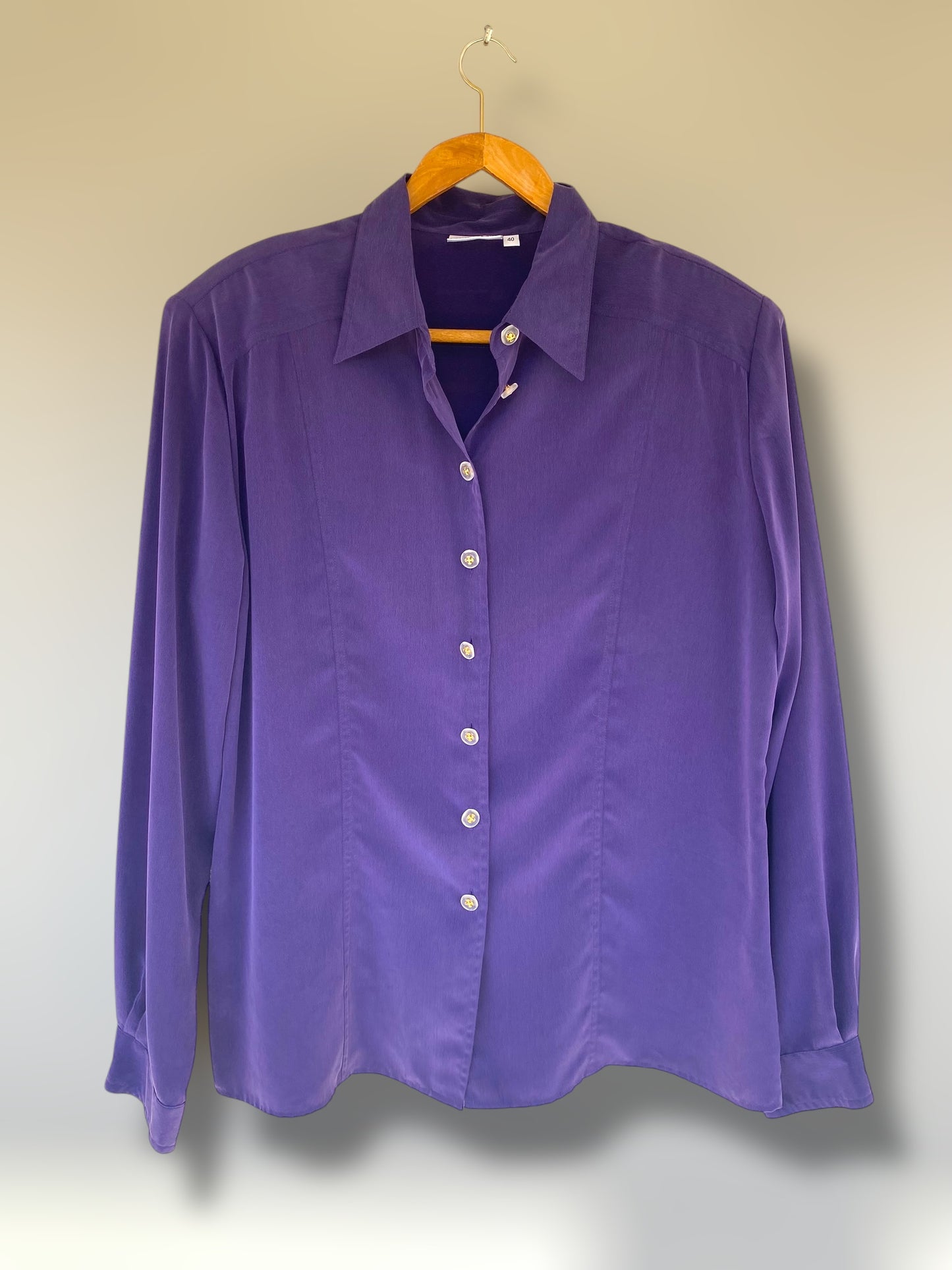 Purple vintage shirt with unique buttons
