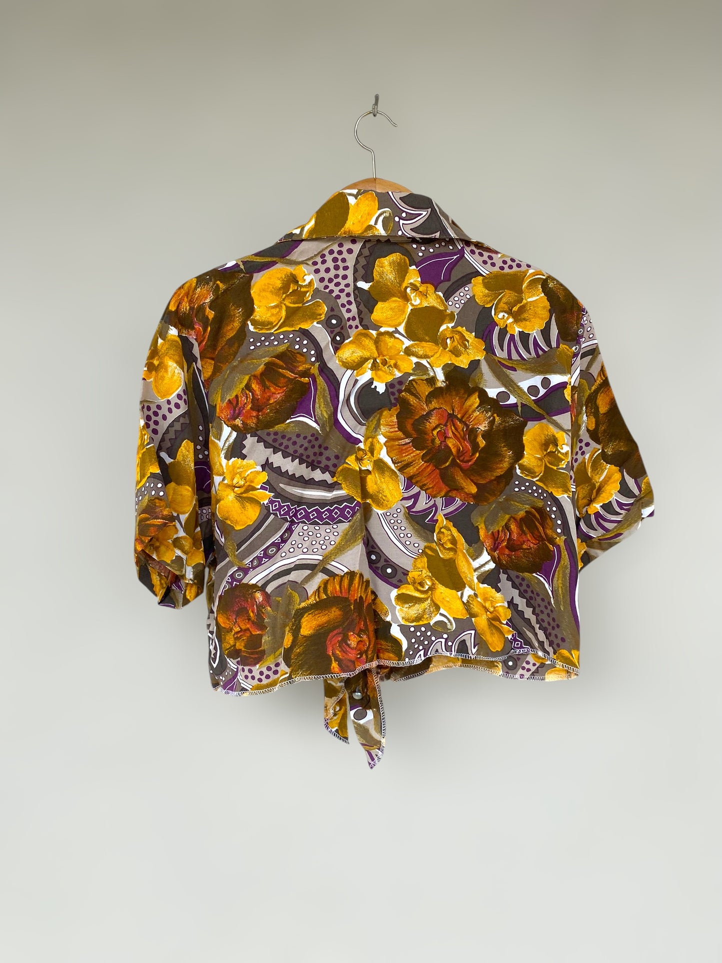 Classic vintage reworked cropped shirt