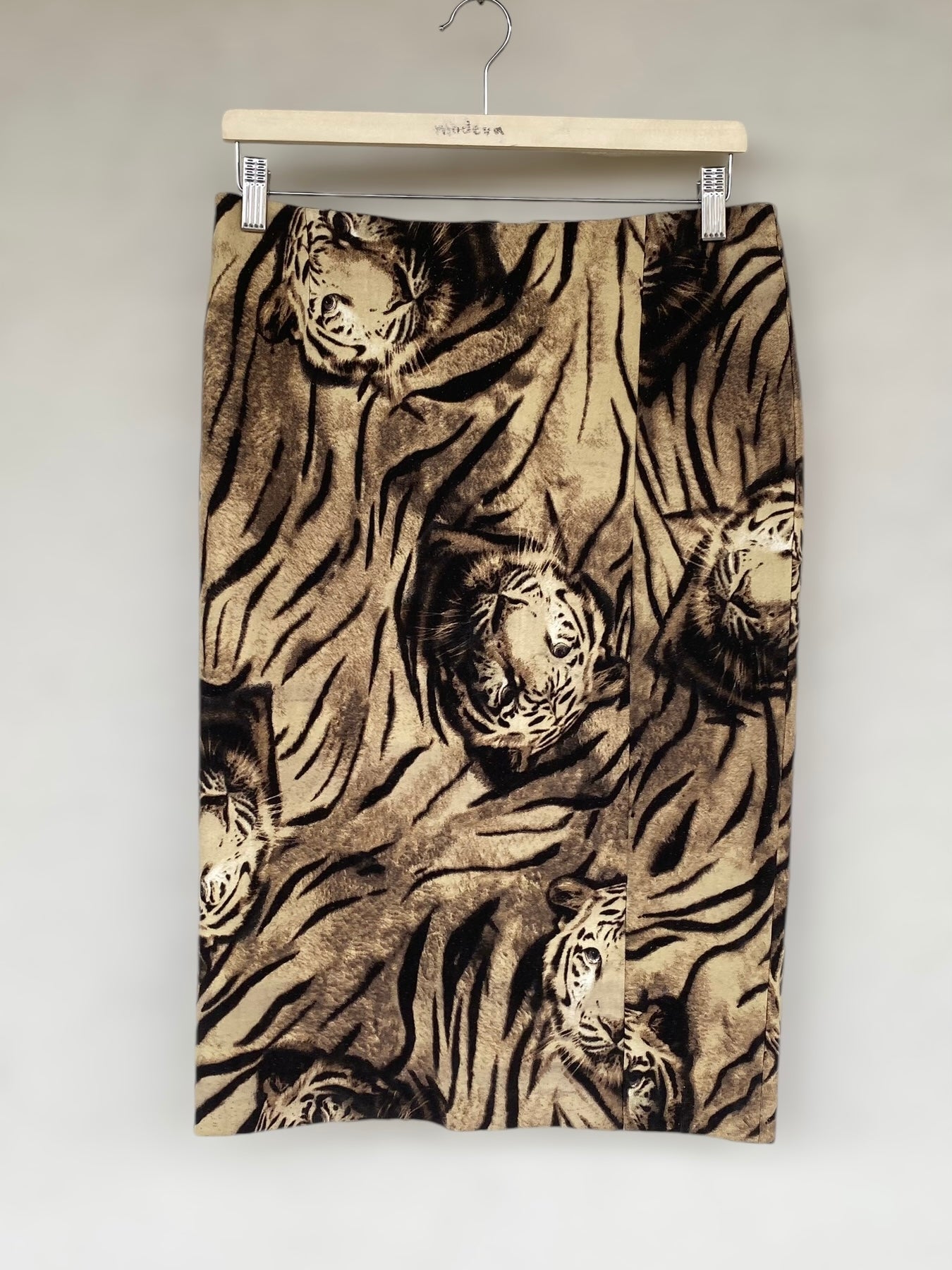 00s leopard pencil skirt