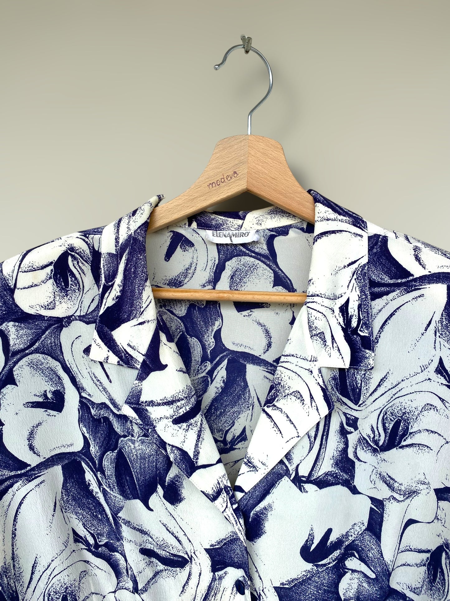 “Lily” vintage shirt