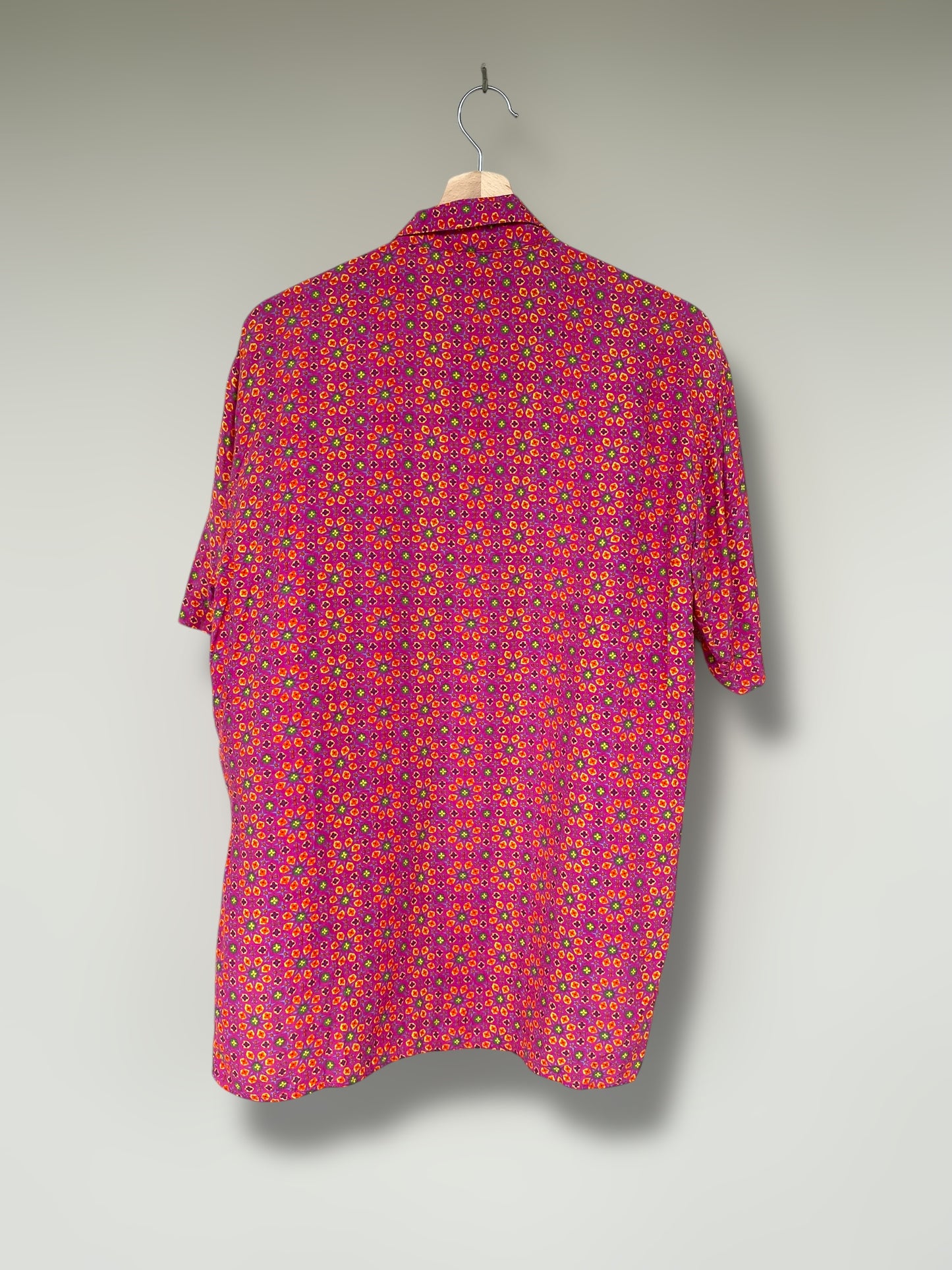 “Happy patterns” vintage shirt