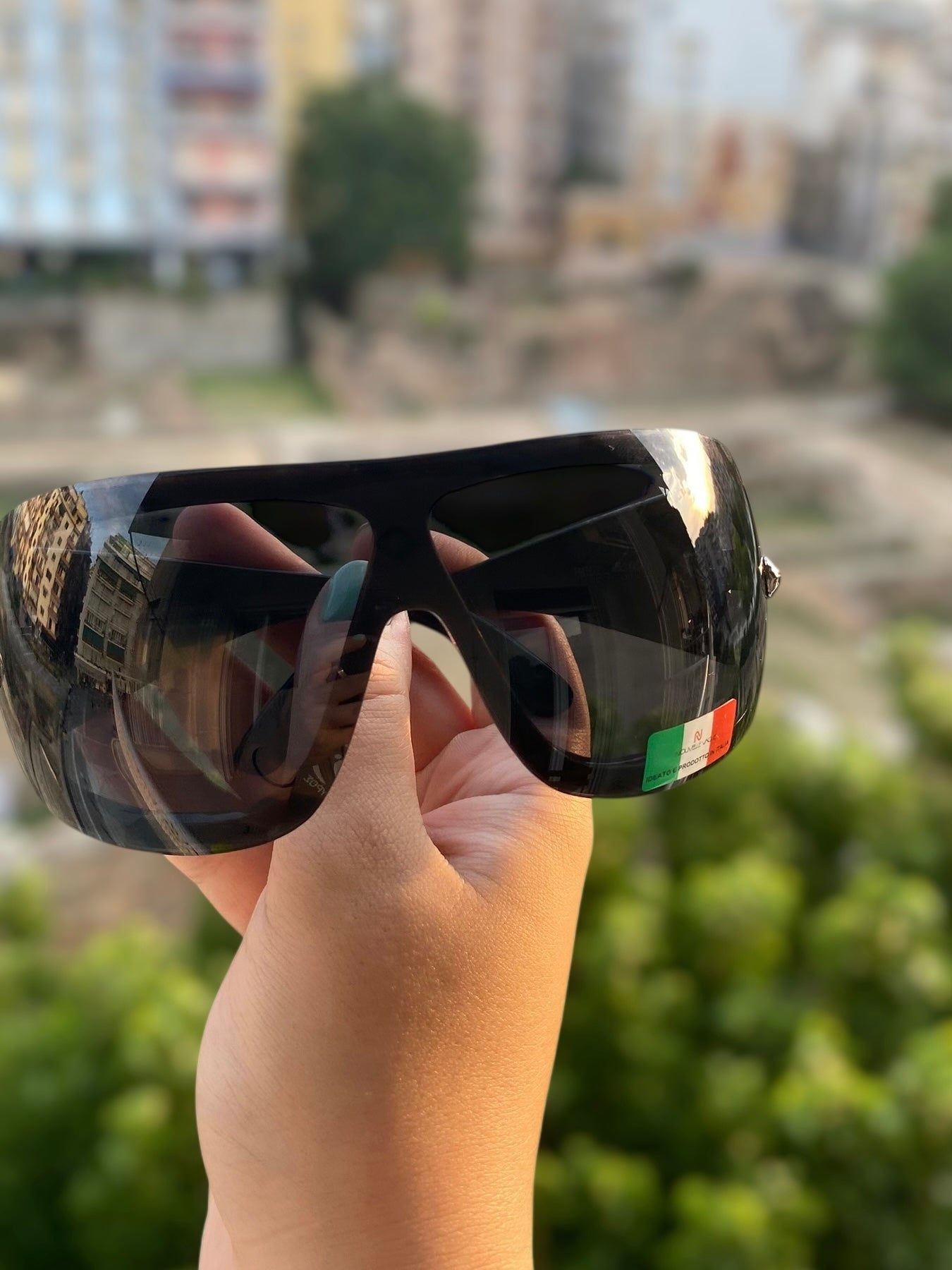Y2K black mask Nouvelle Vague sunglasses