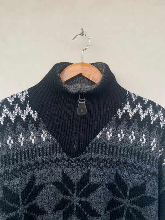 Snow flakes vintage sweater