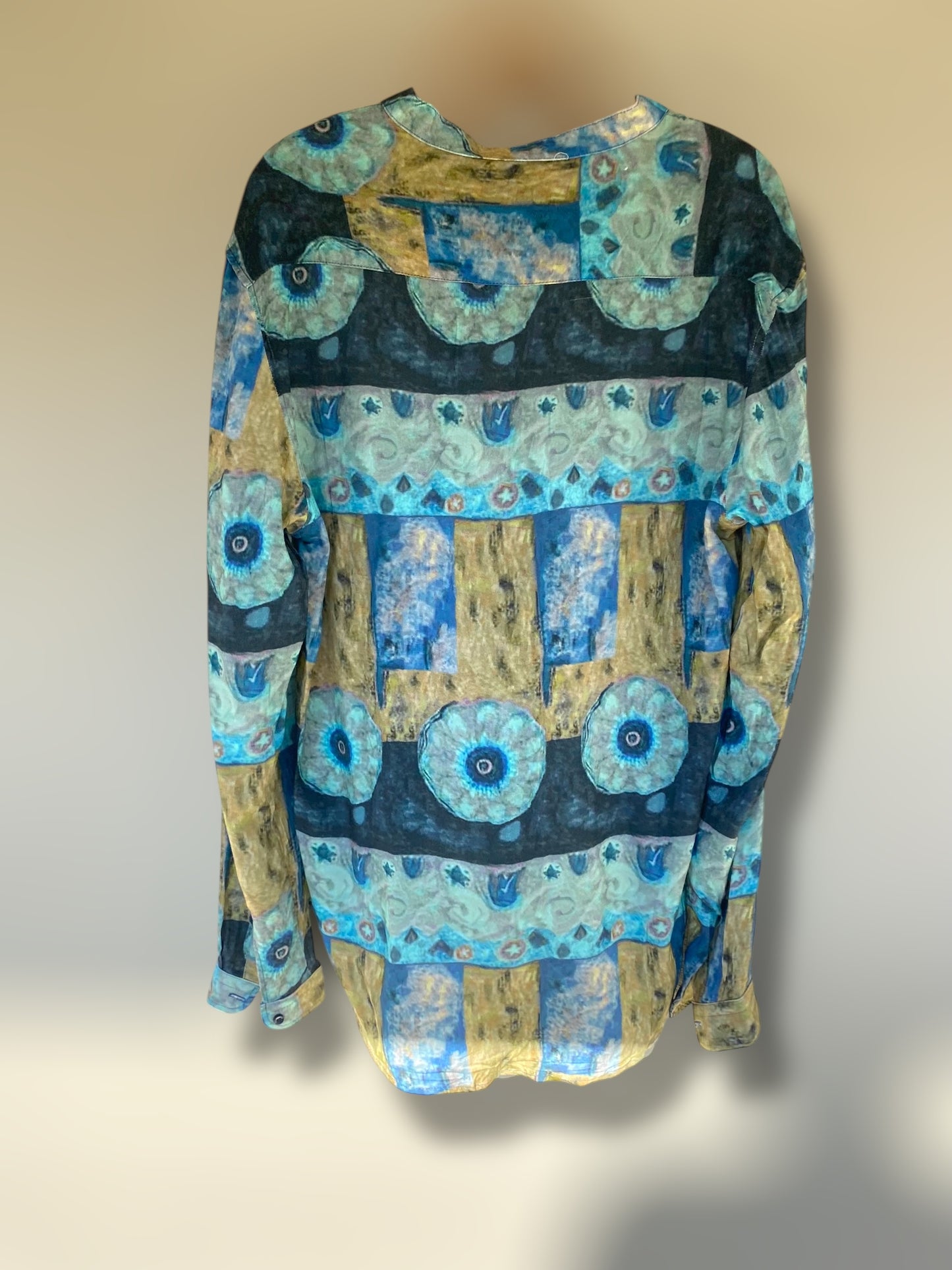 Ocean pebble vintage shirt