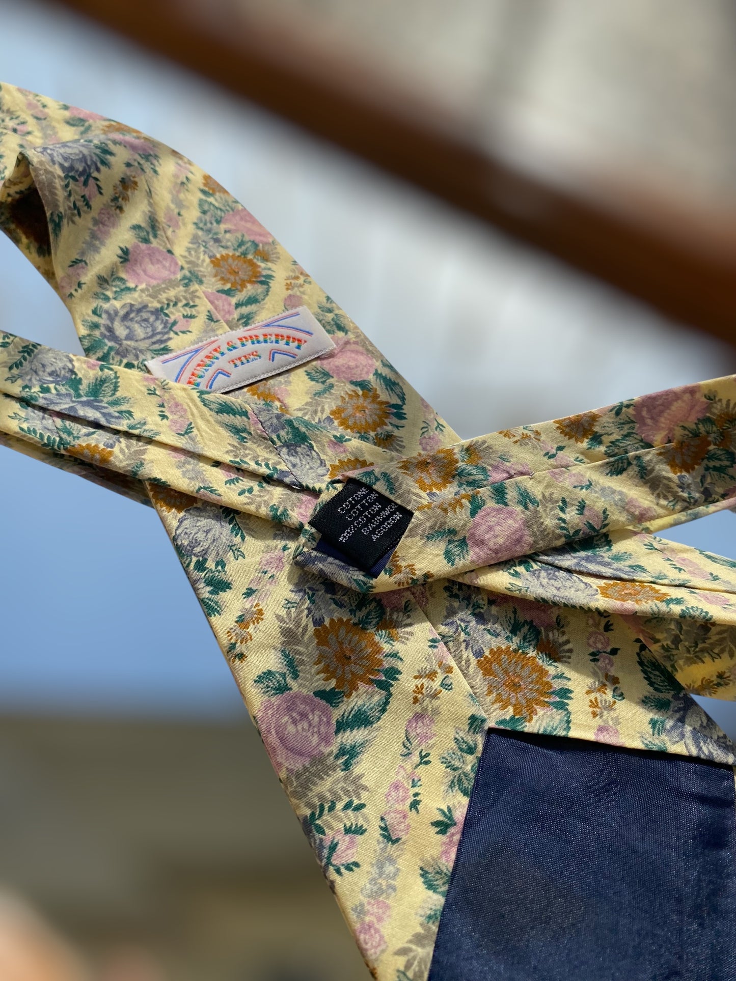 Vintage floral cotton tie