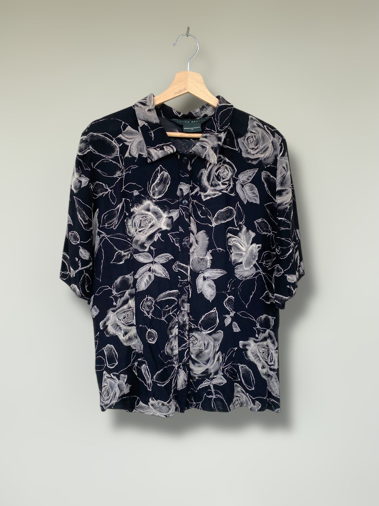 “Smoking roses” vintage shirt