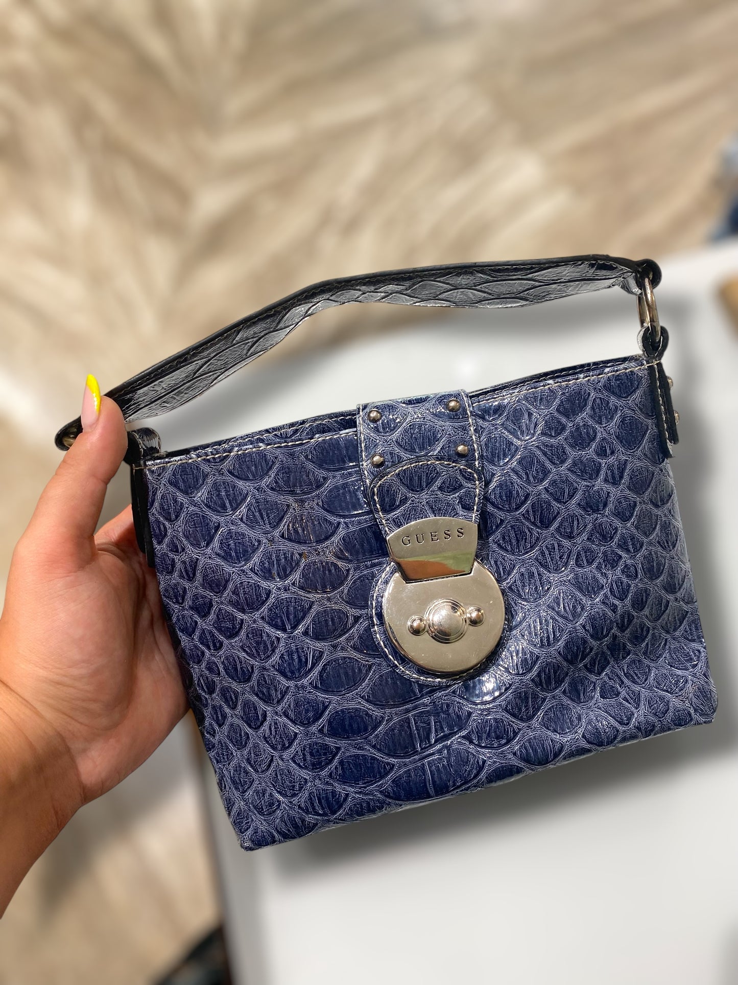 Vintage Guess handbag