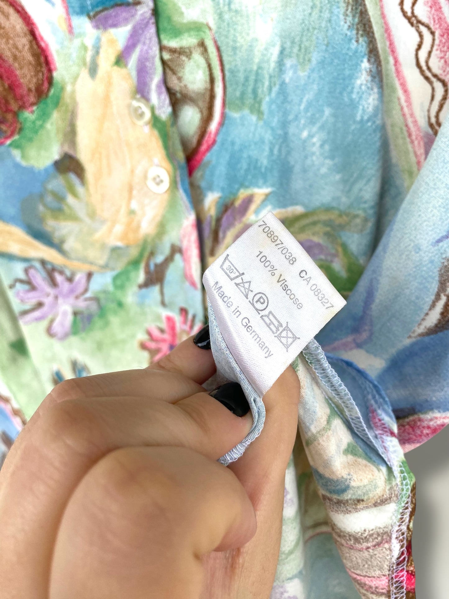 “Like a painting” vintage shirt