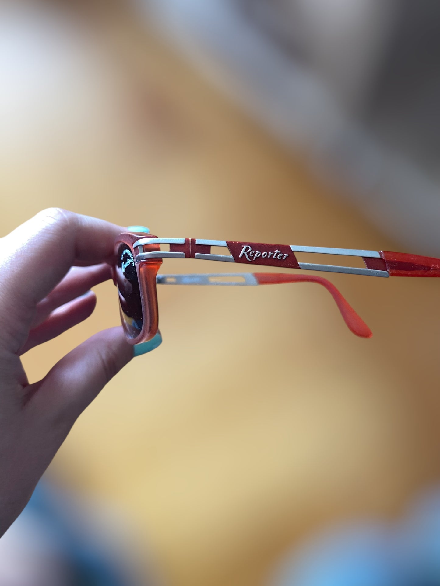 Vintage dark pink Reporter sunglasses