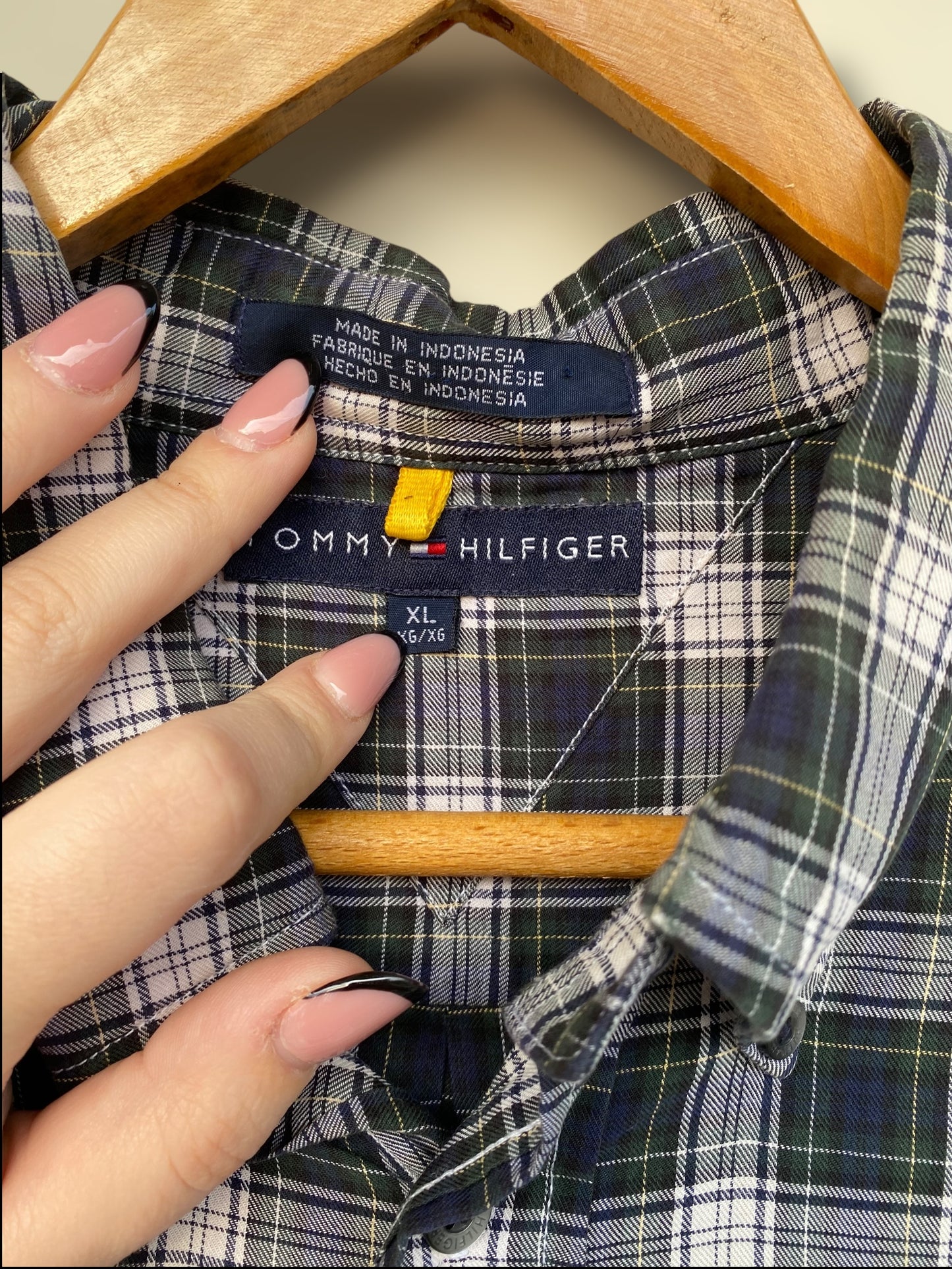 Tommy Hilfiger vintage shirt