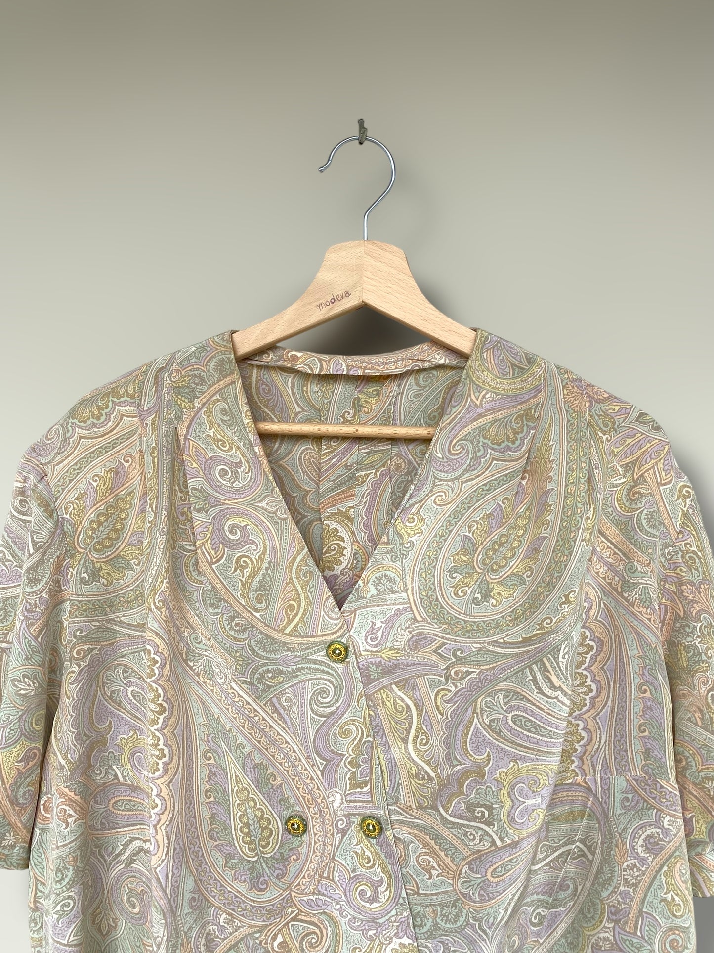 “Royal Lahouria” vintage shirt