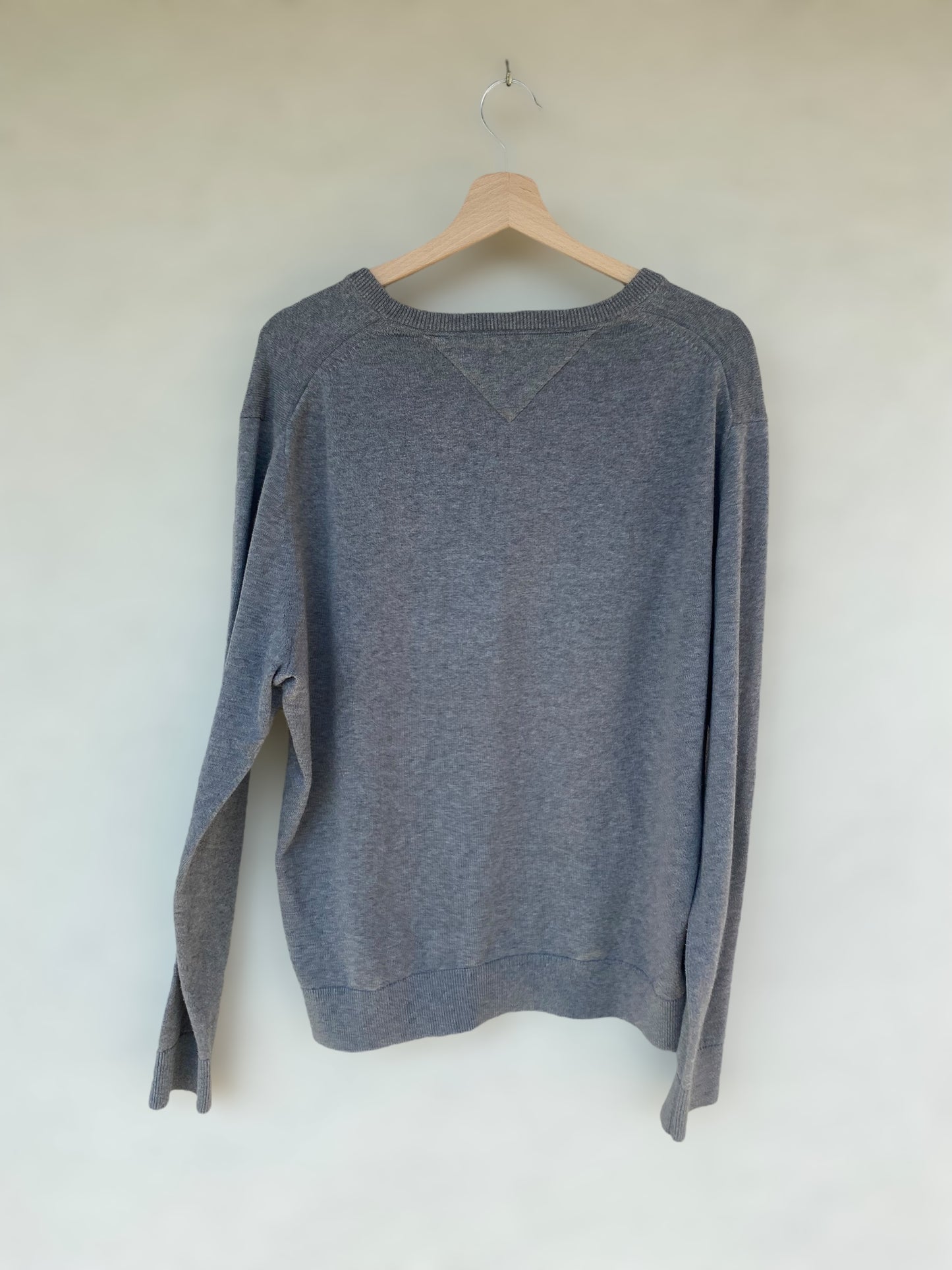 Tommy Hilfiger grey cotton sweater