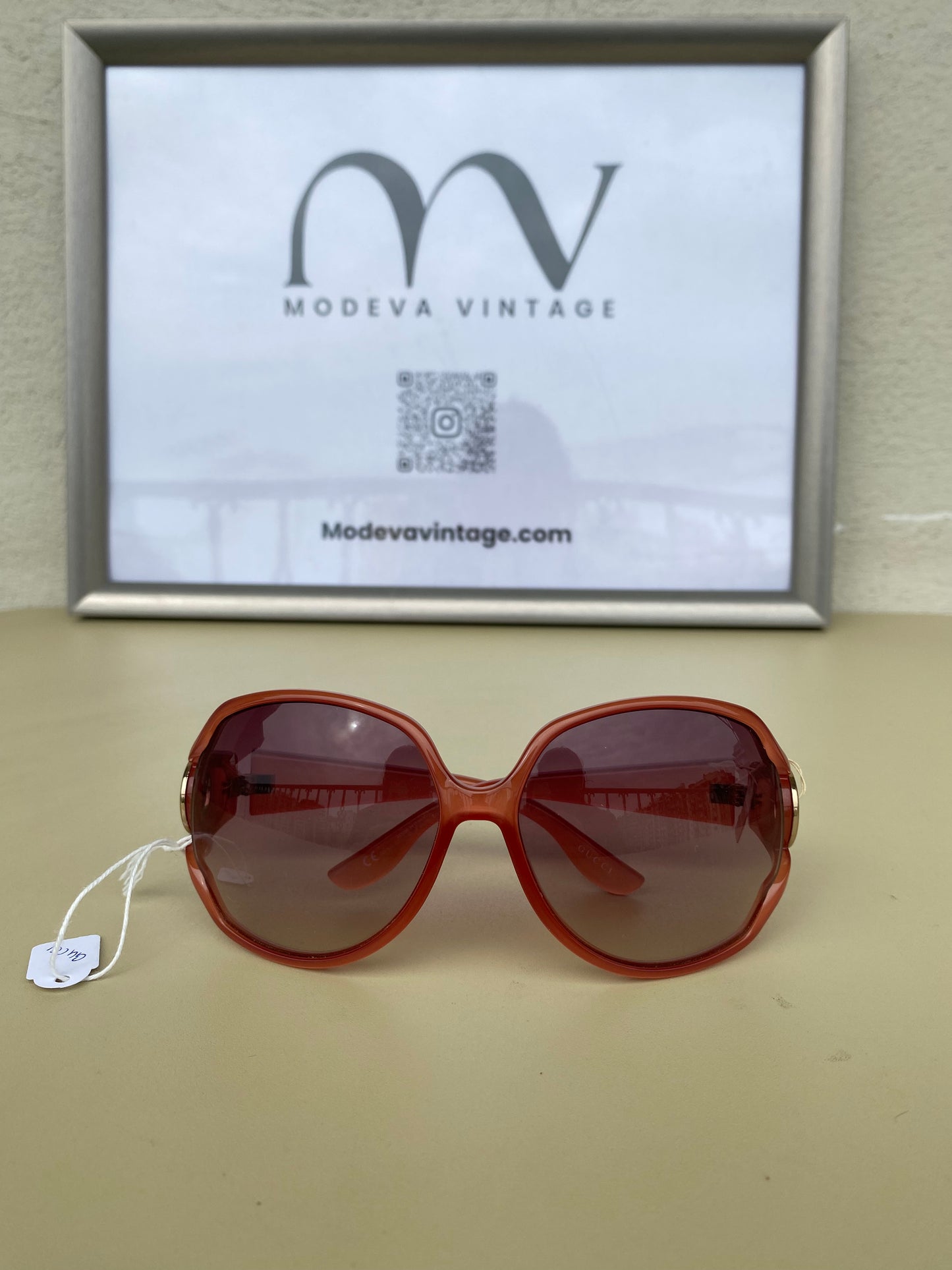 Deadstock GUCCI pumpkin color sunglasses