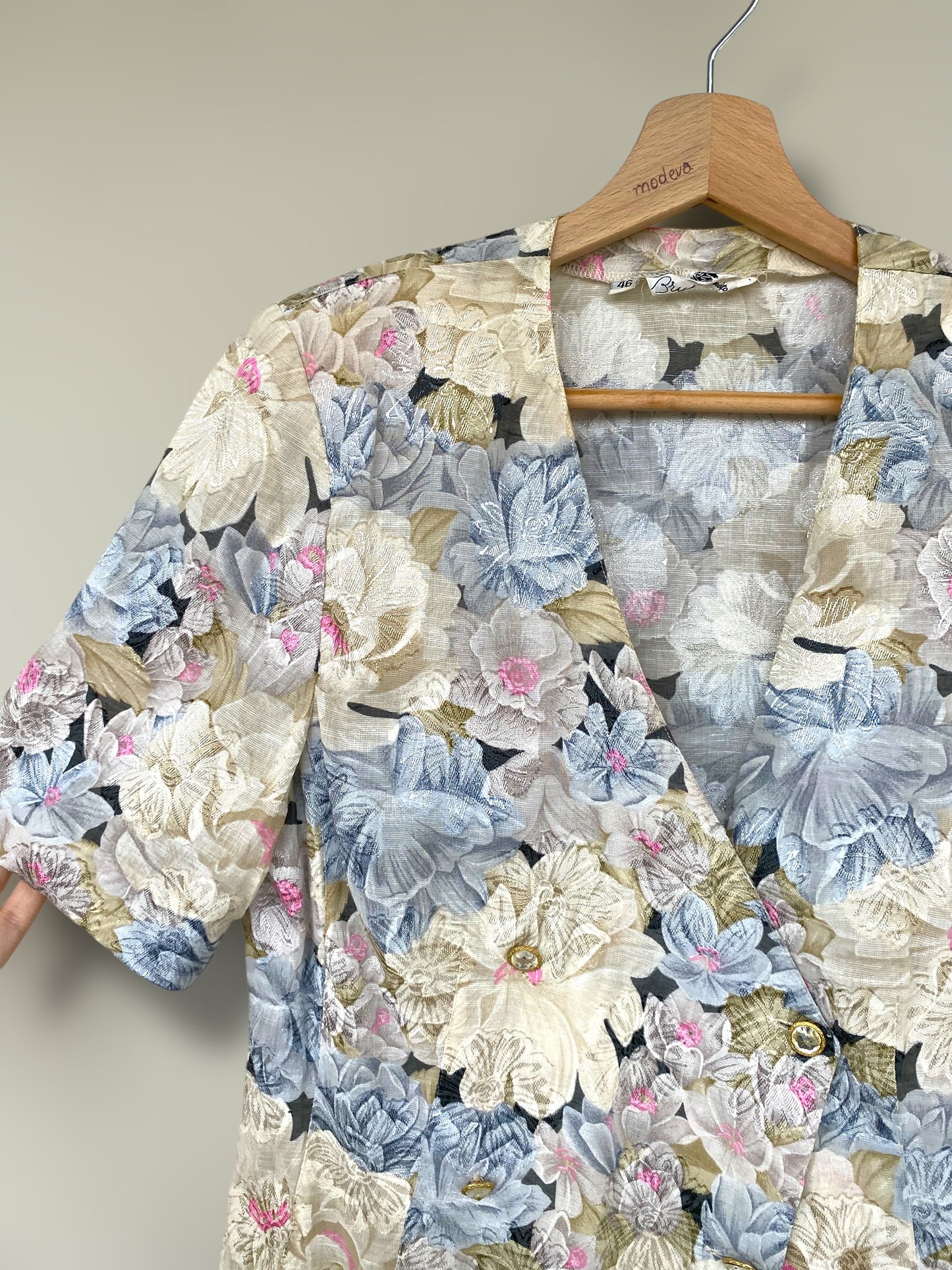 “Royal flowers” vintage shirt
