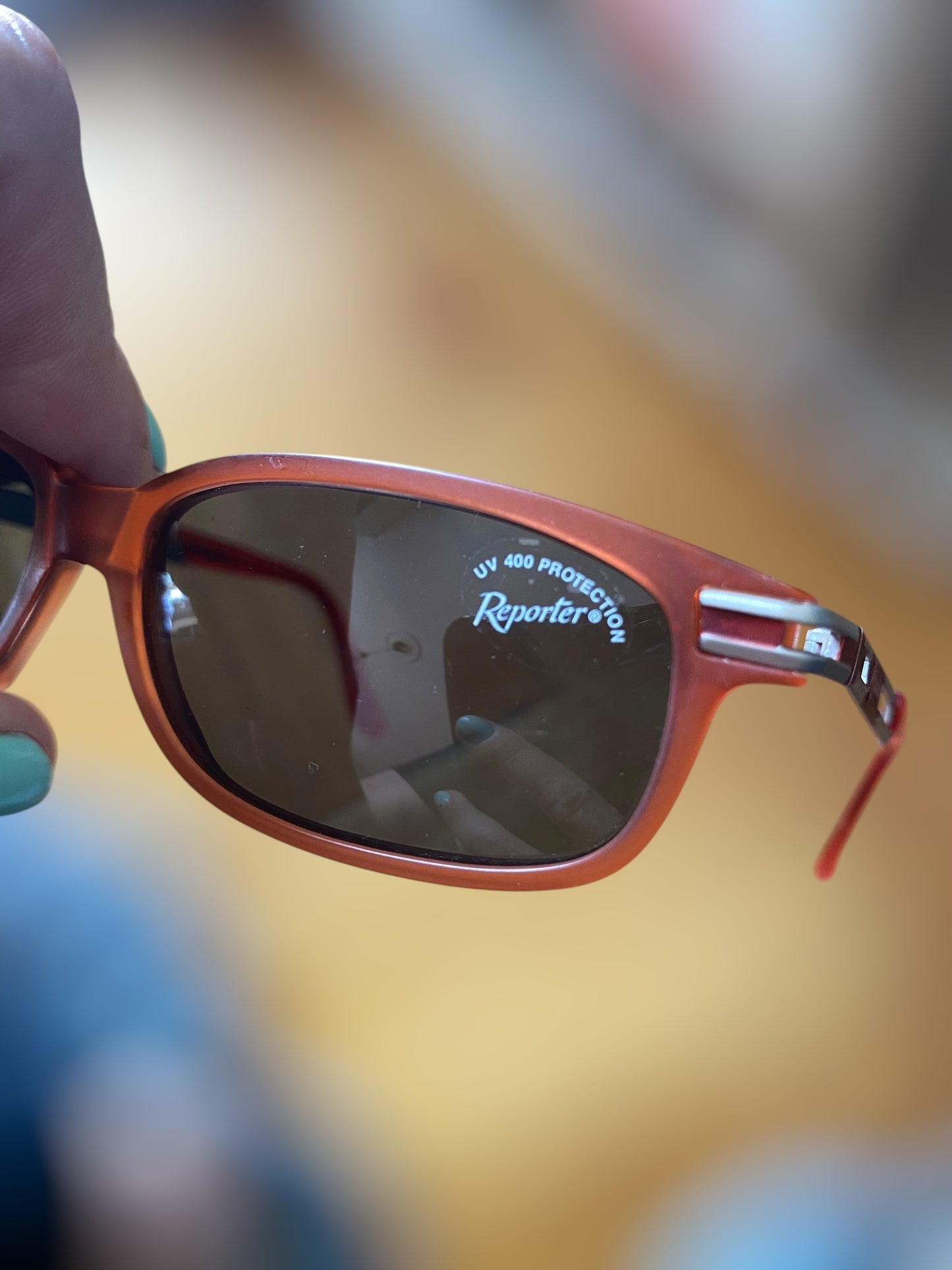 Vintage dark pink Reporter sunglasses