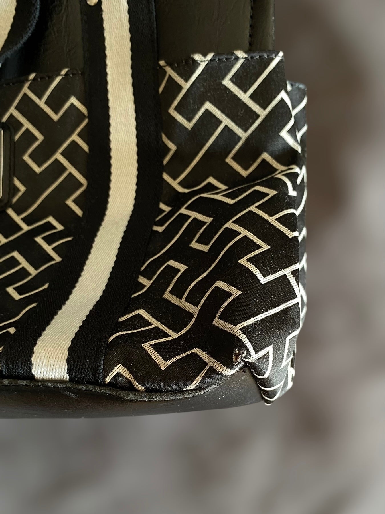 Tommy Hilfiger vintage bag