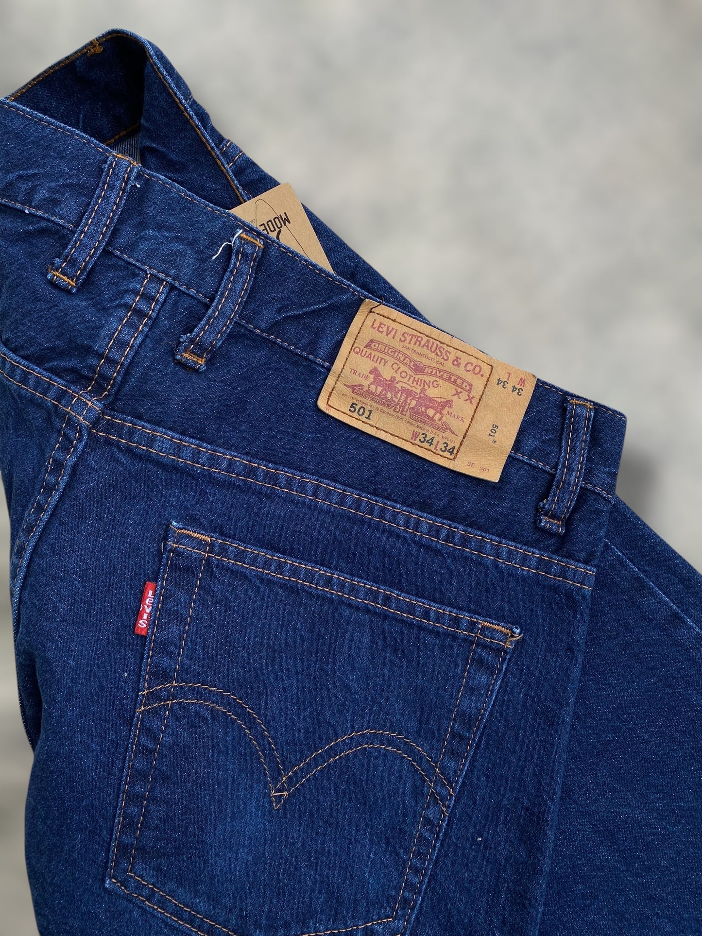 Levi’s 501 dark washed