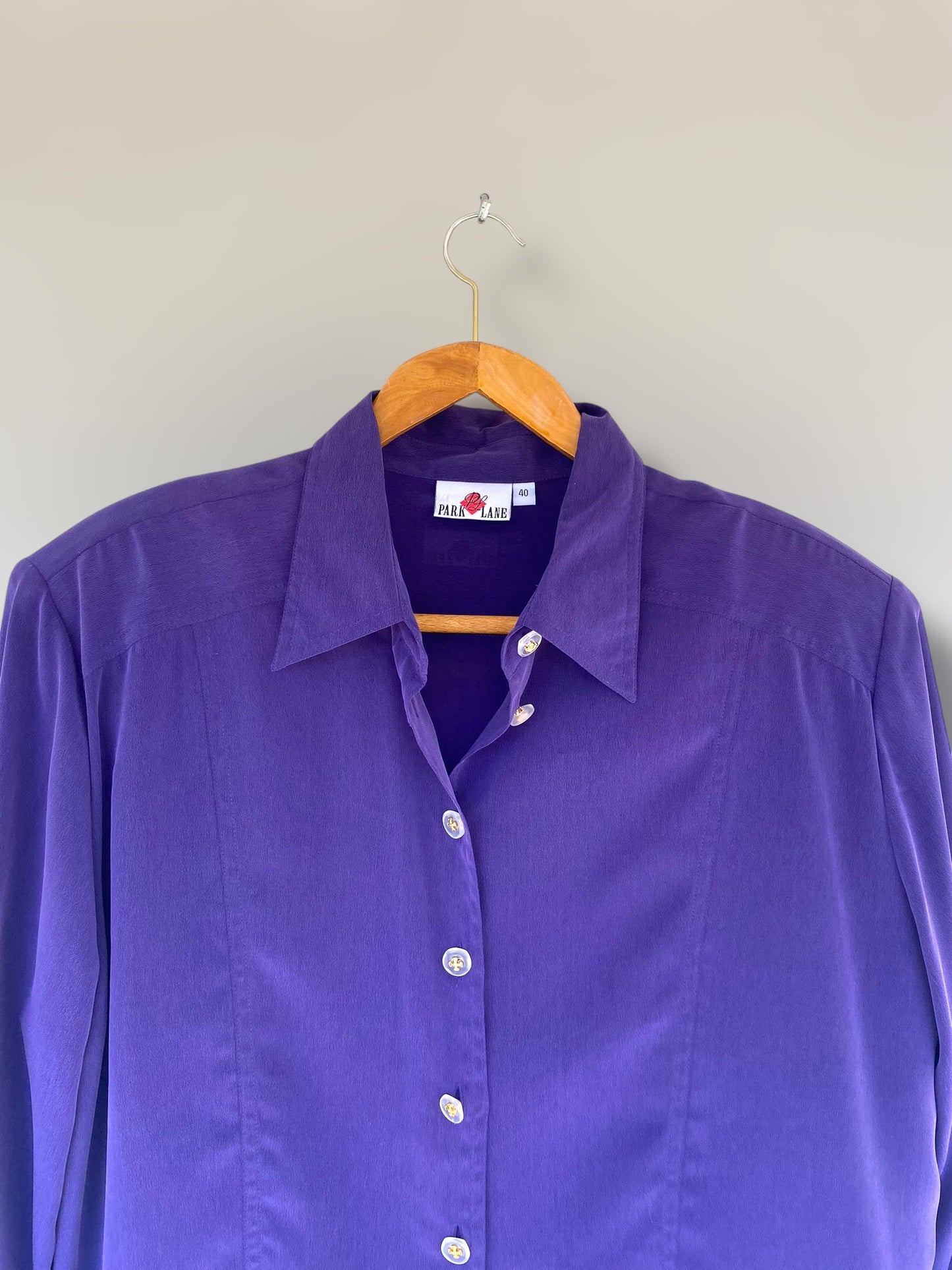 Purple vintage shirt with unique buttons