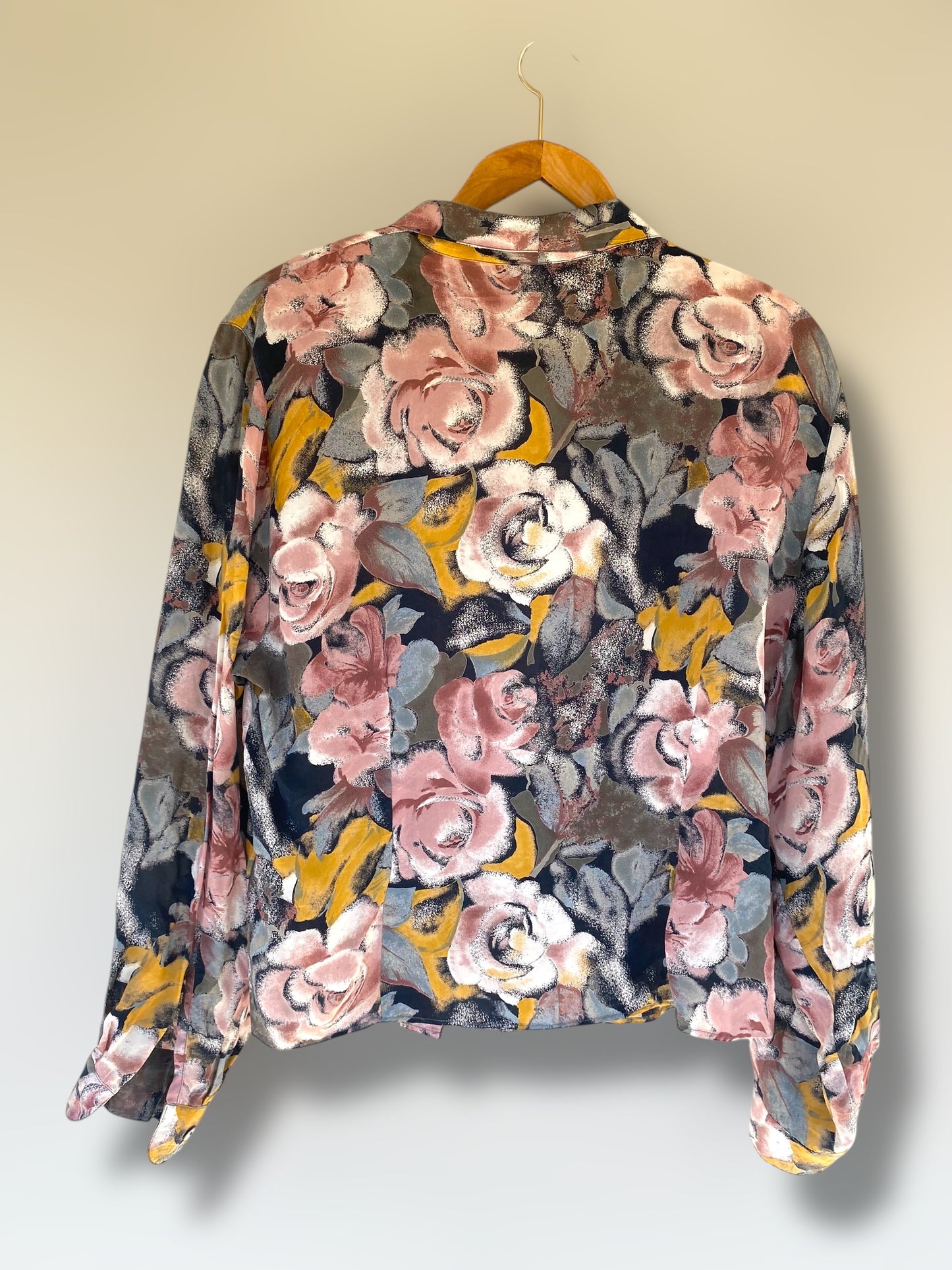 Romantic flowers vintage silk shirt