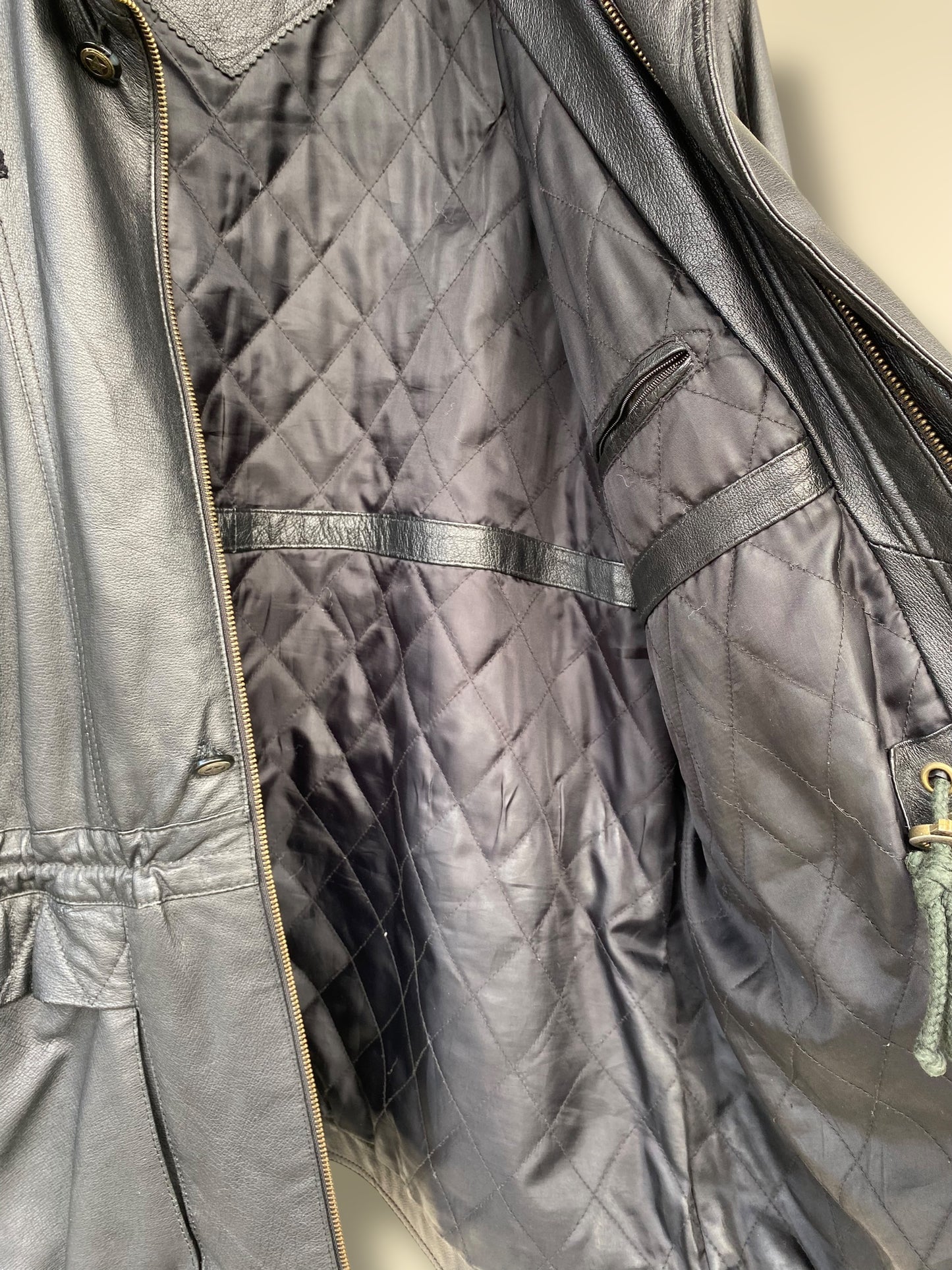 90s vintage black leather jacket
