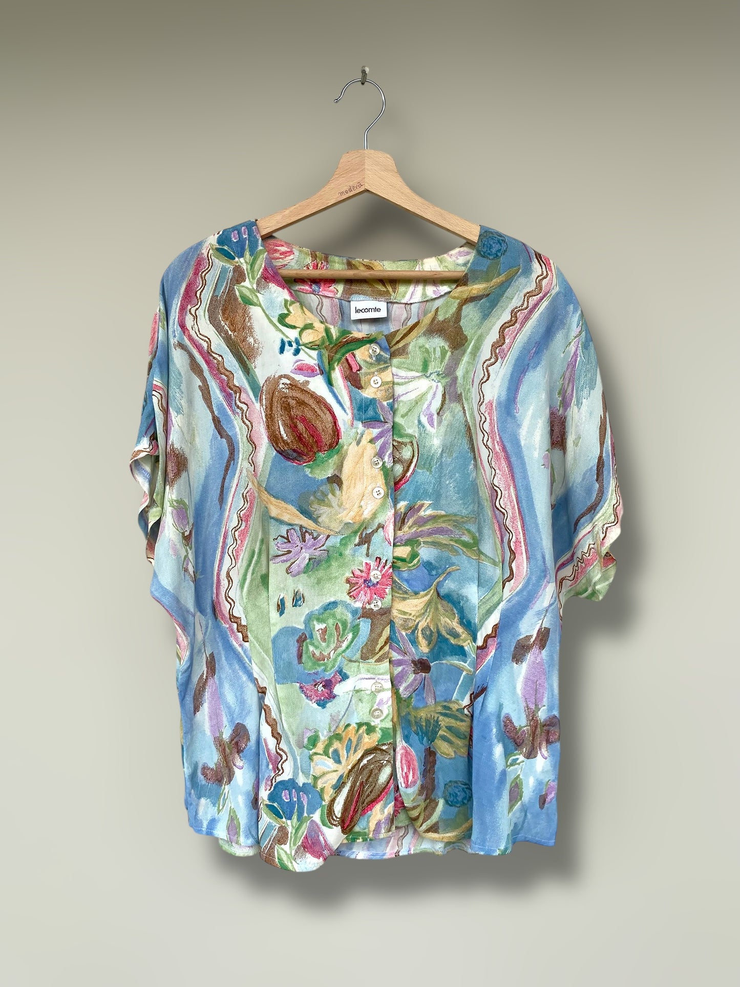 “Like a painting” vintage shirt