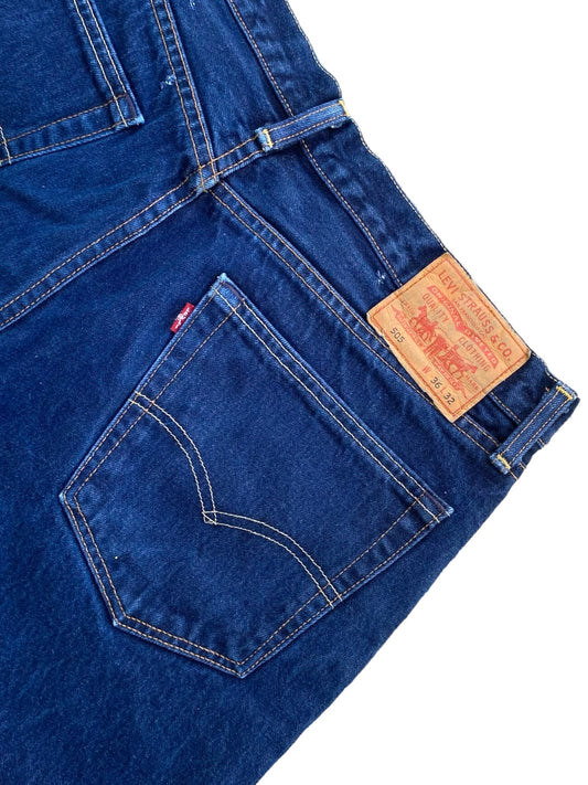 Vintage Levi’s 505 dark washed short jeans