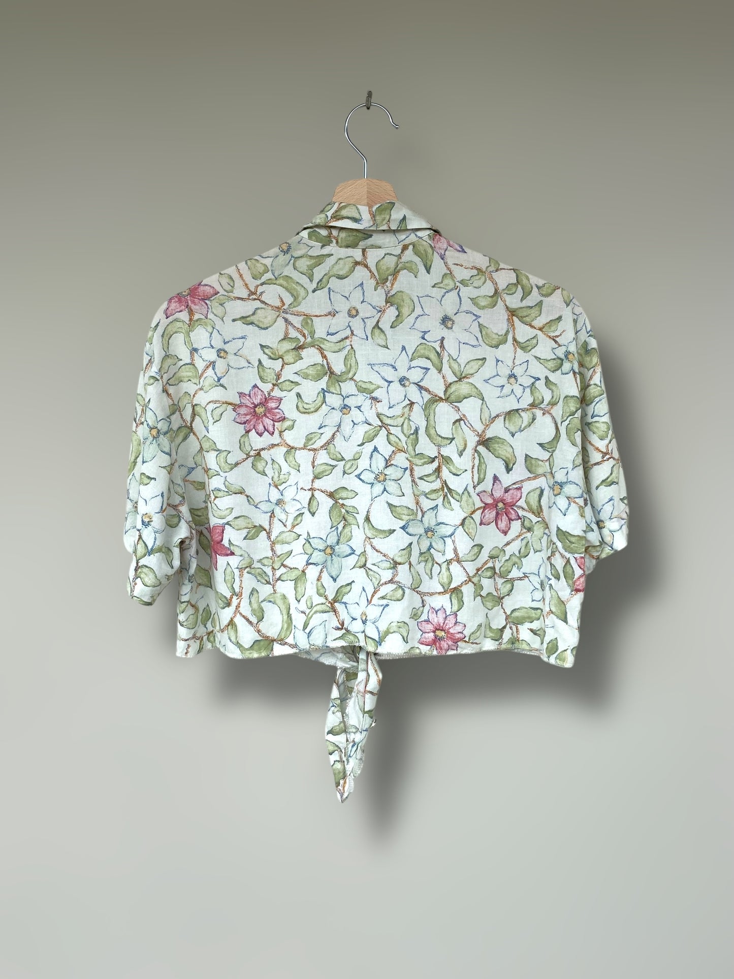 “Flowers fence” vintage crop shirt