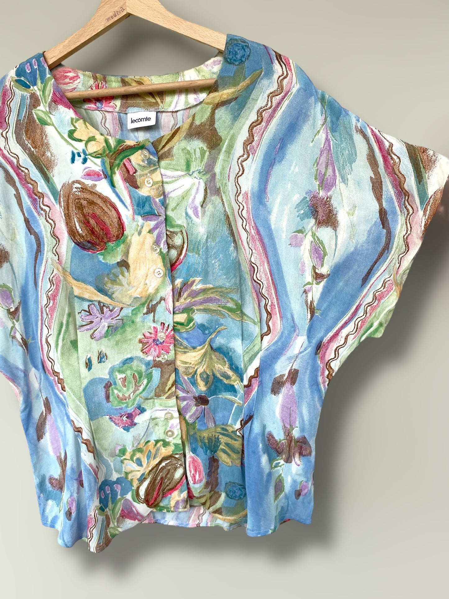 “Like a painting” vintage shirt