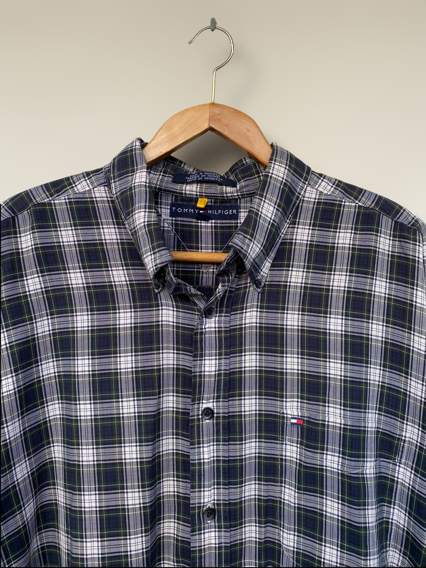 Tommy Hilfiger vintage shirt