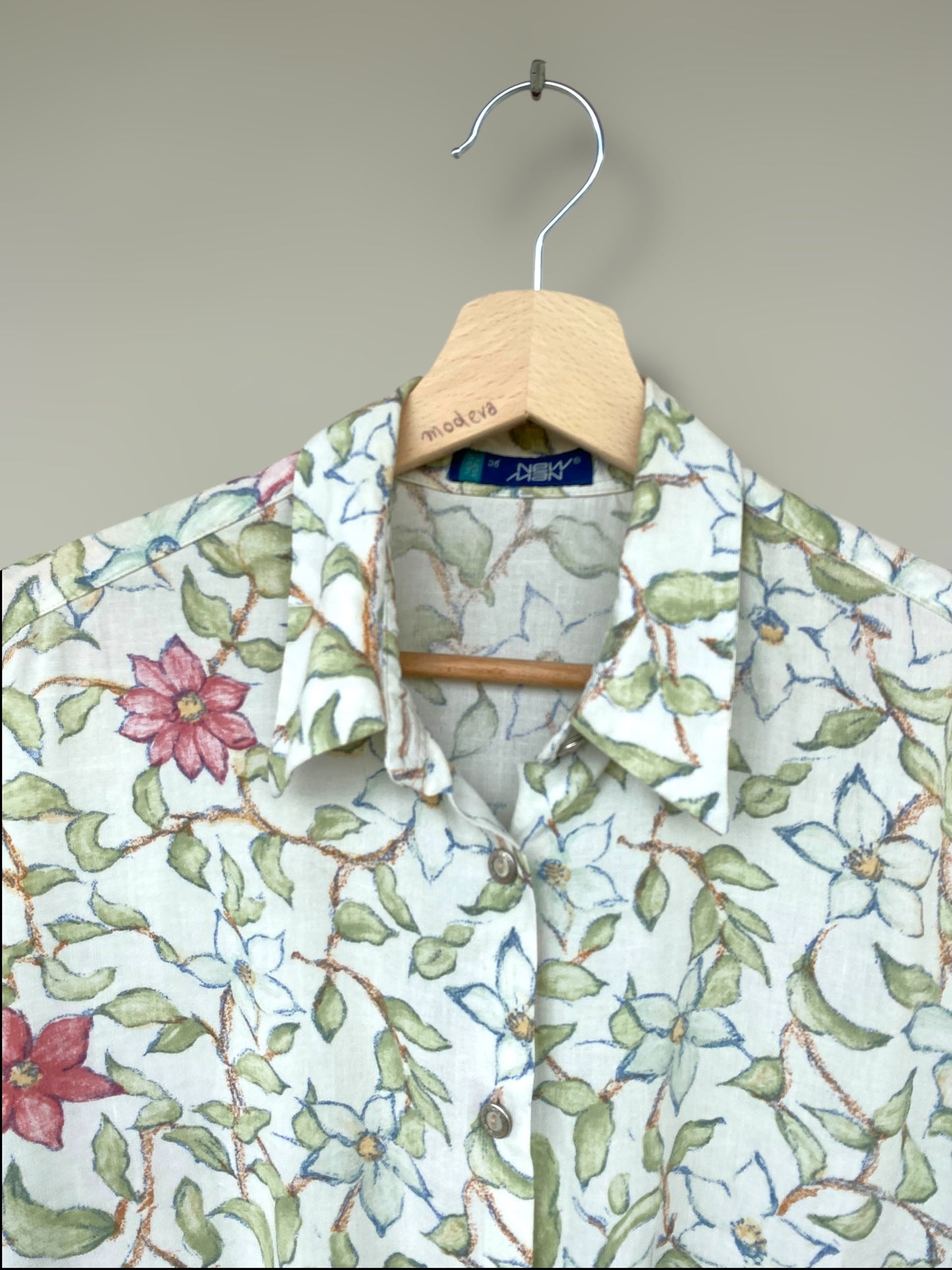 “Flowers fence” vintage crop shirt