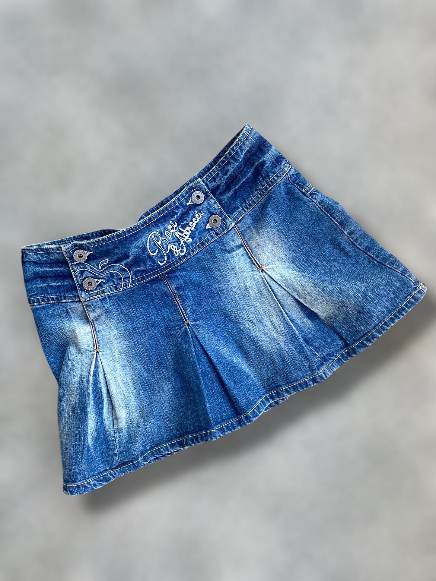 00s queen jeans mini skirt