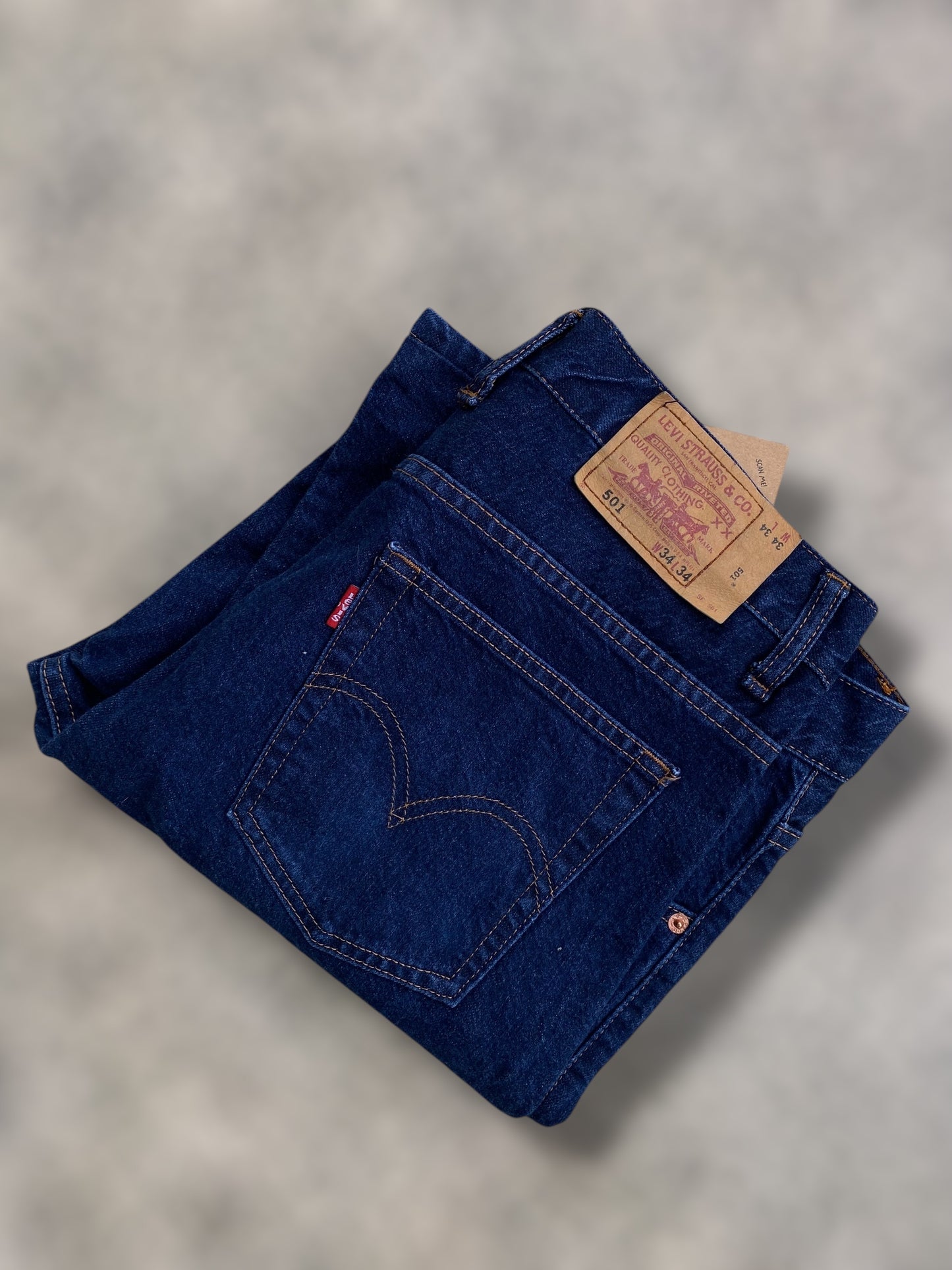 Levi’s 501 dark washed