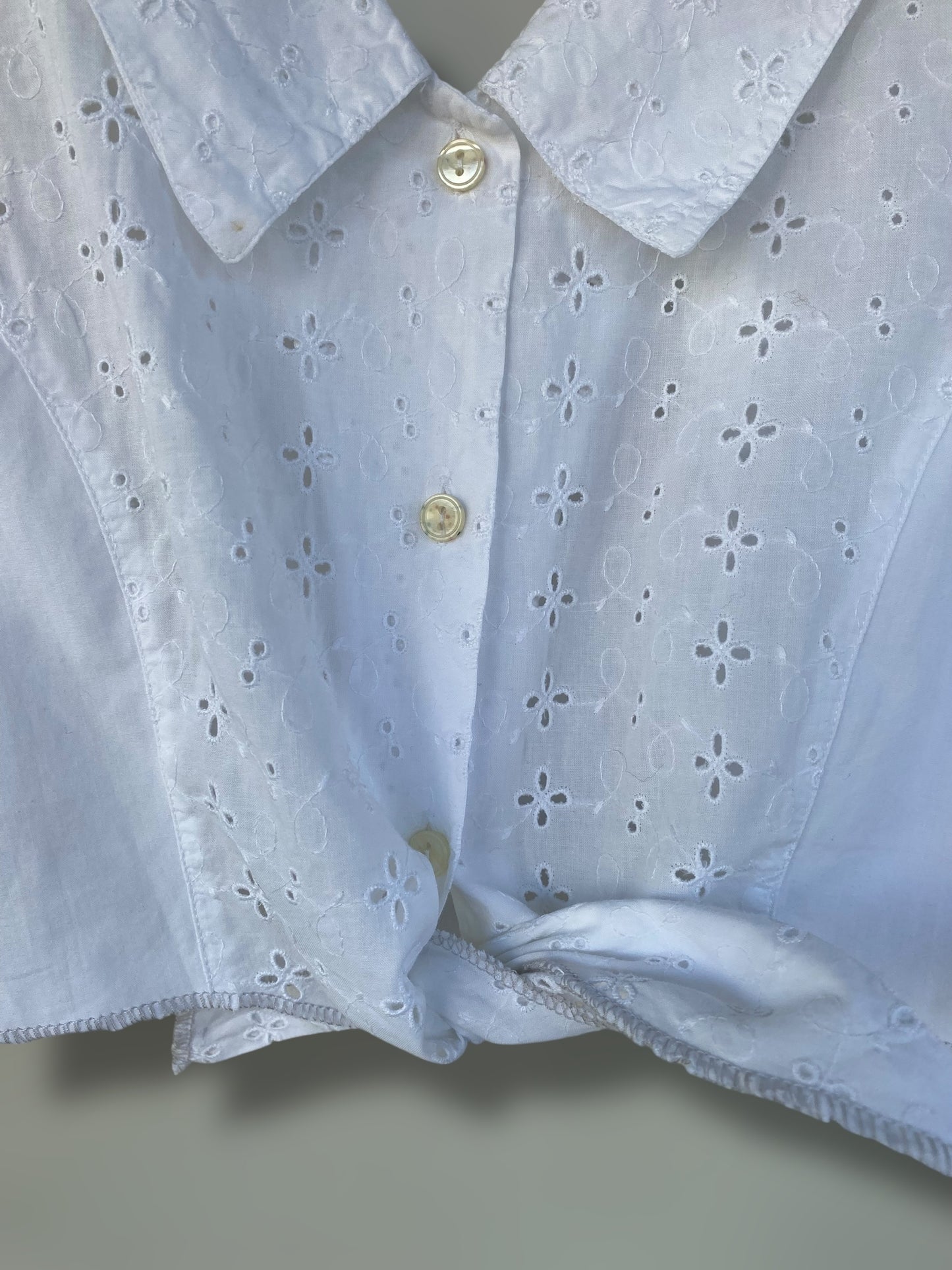 Vintage white classic cropped shirt