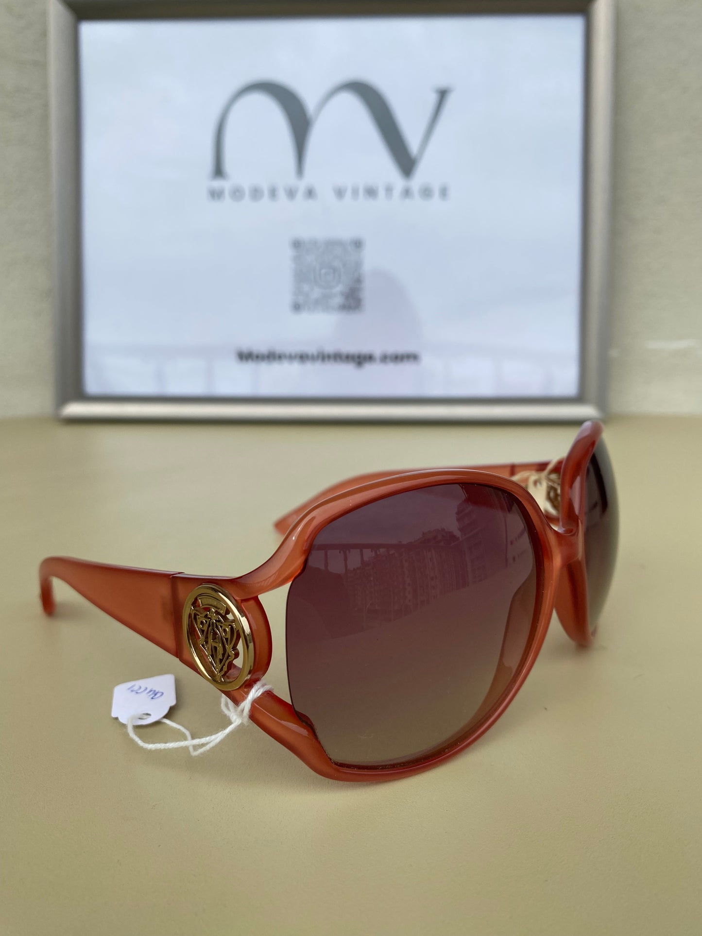 Deadstock GUCCI pumpkin color sunglasses