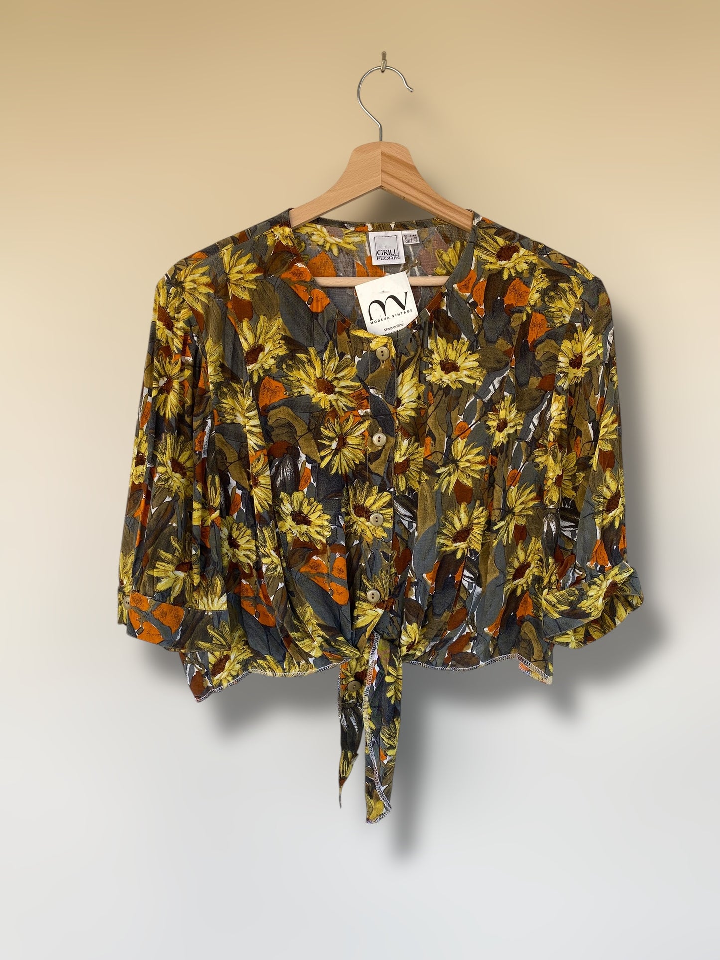 Vintage cropped shirt with sunflowers