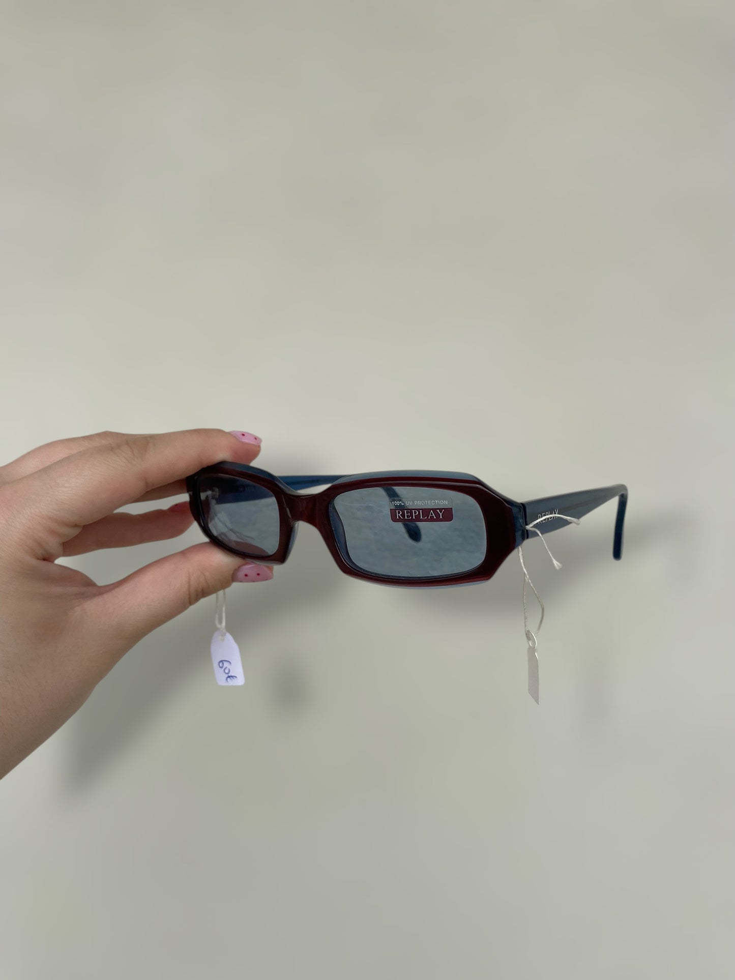 Vintage Replay sunglasses in burgundy with blue colours