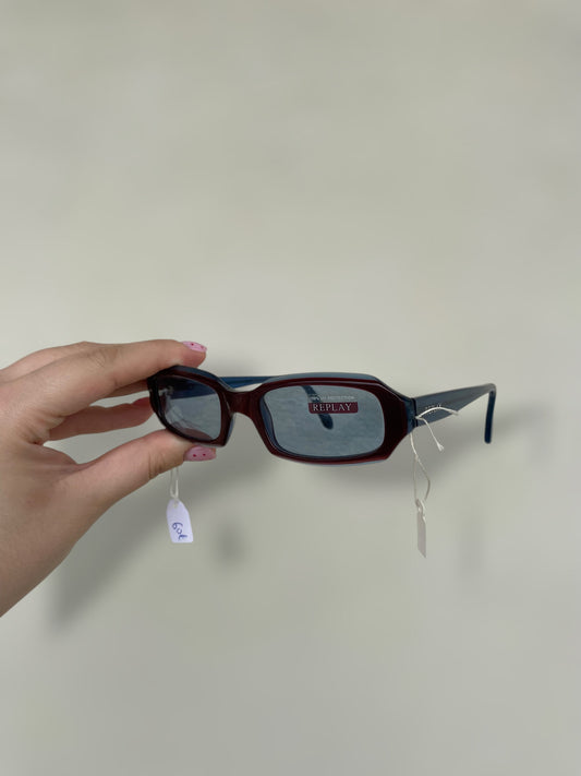 Vintage Replay sunglasses in burgundy with blue colours
