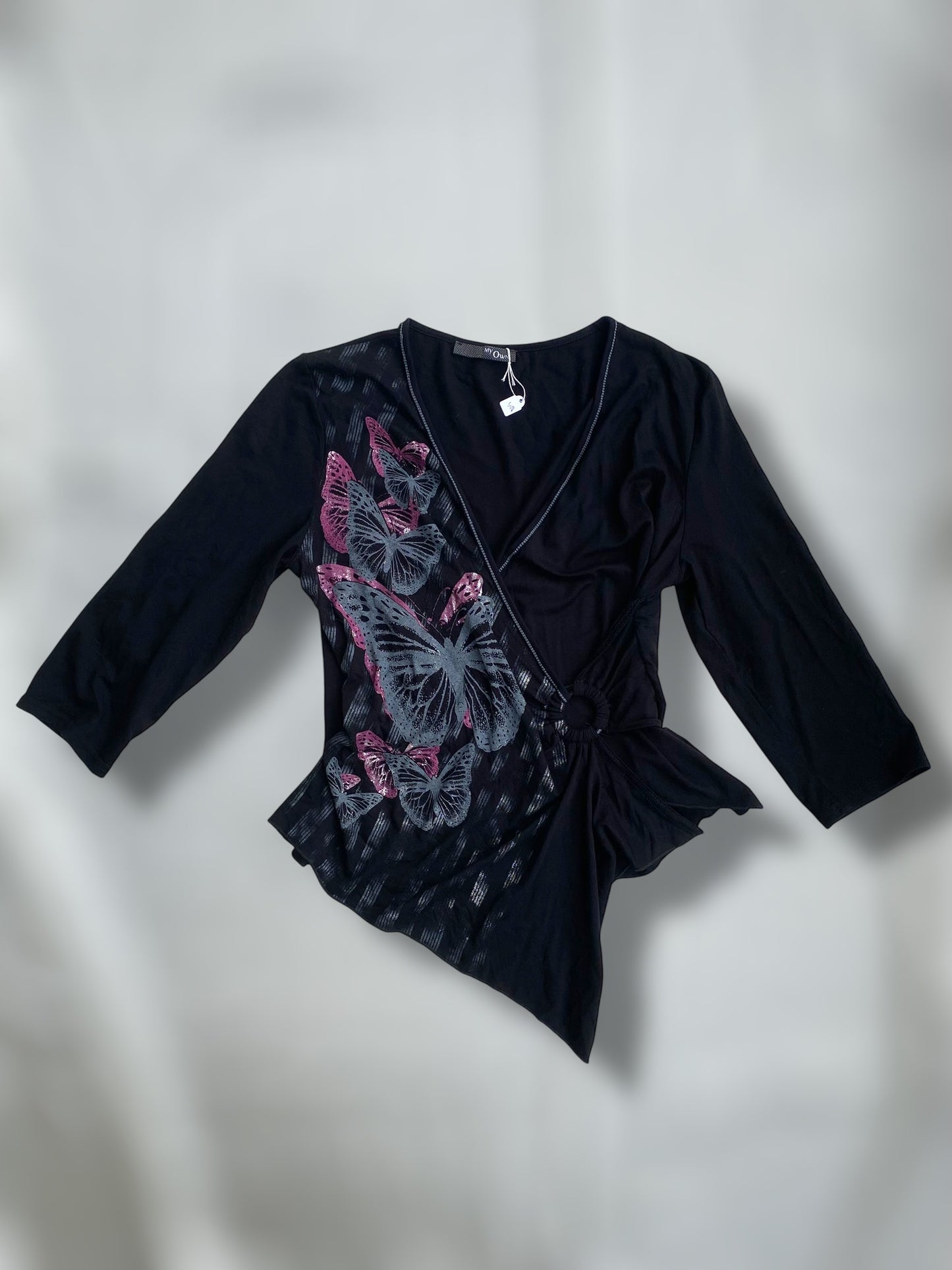 Asymmetric 00s butterfly top