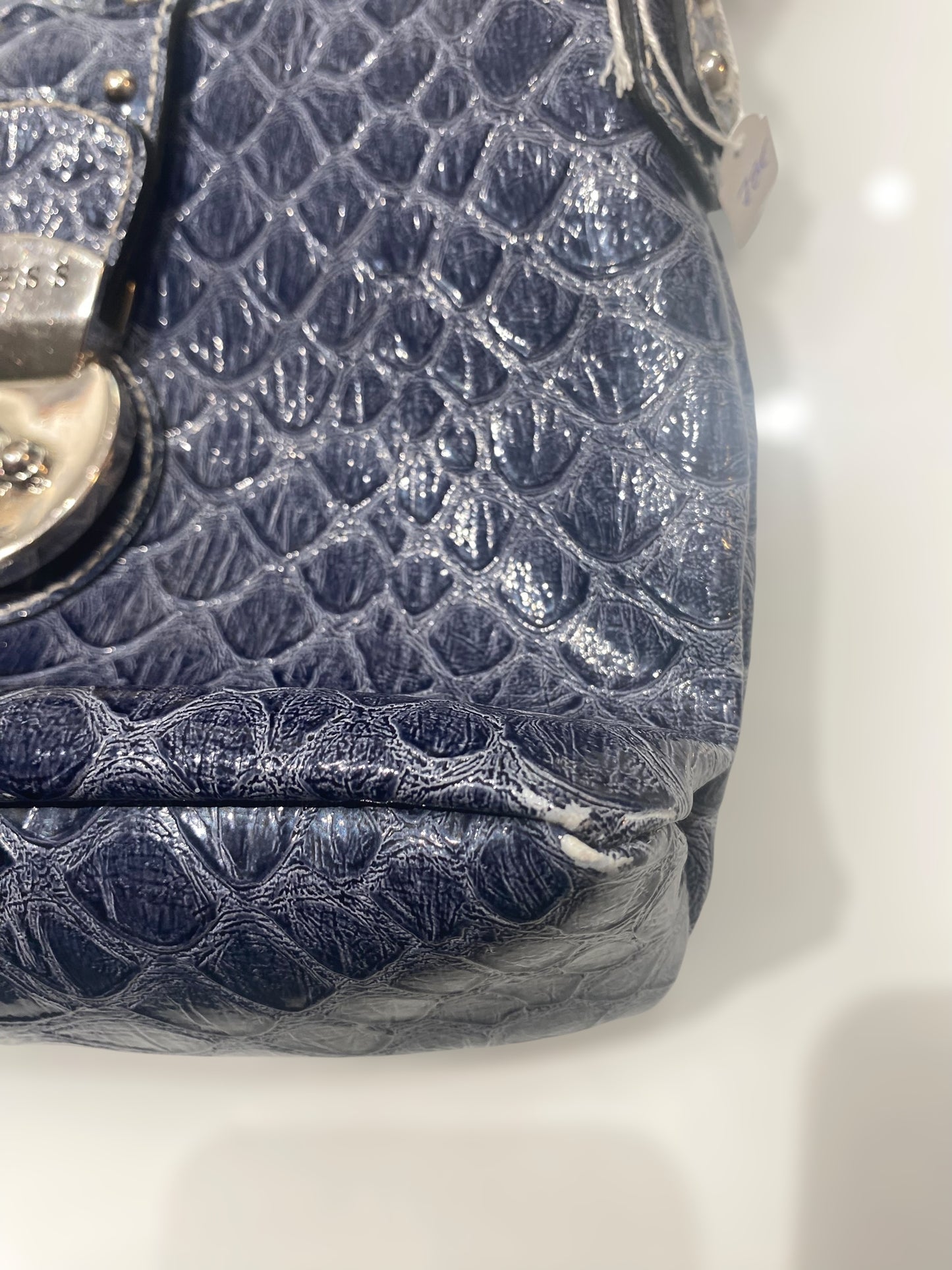Vintage Guess handbag
