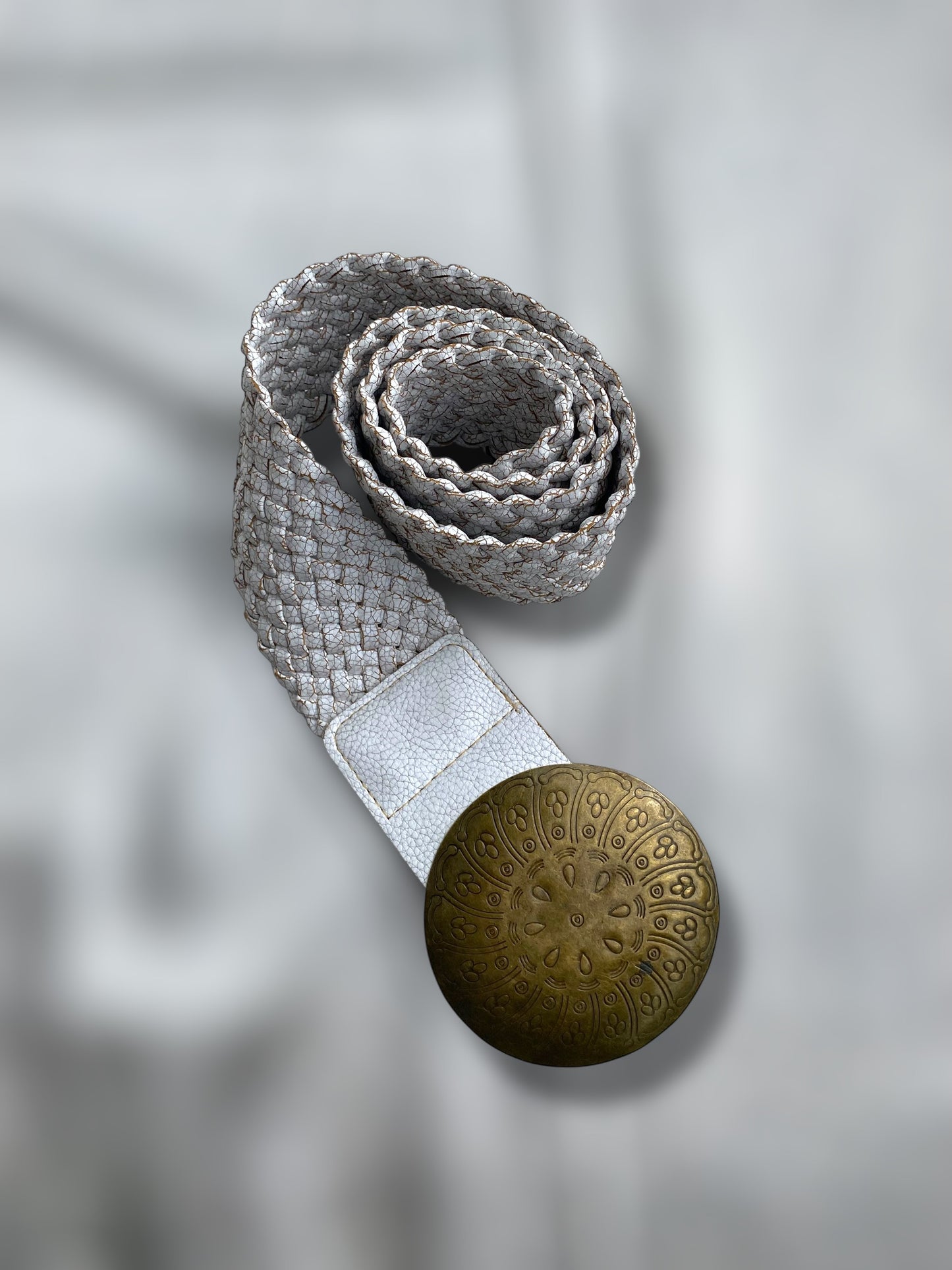 Statement 00s leather belt with big buckle