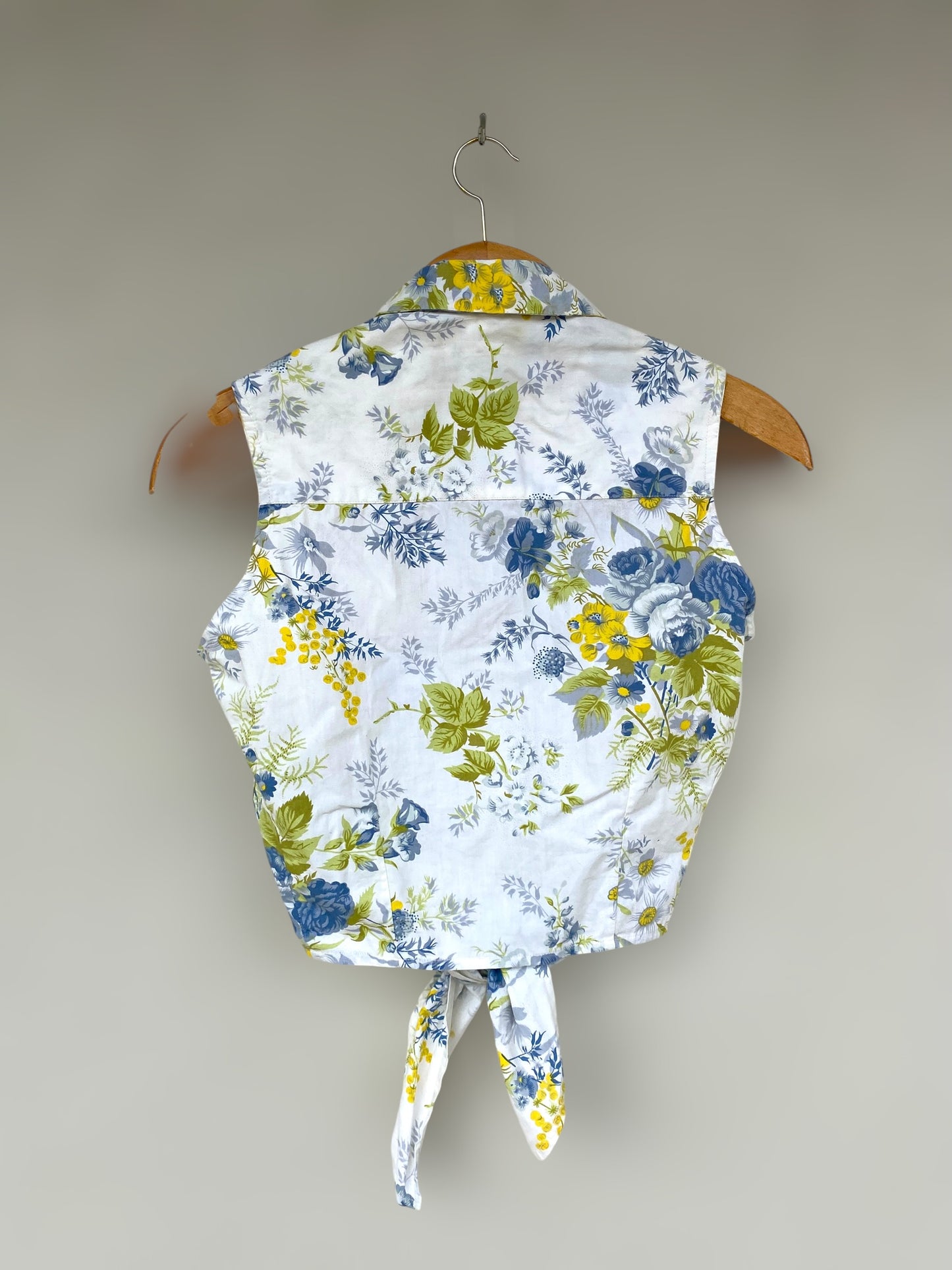 Vintage “summer breeze” button shirt