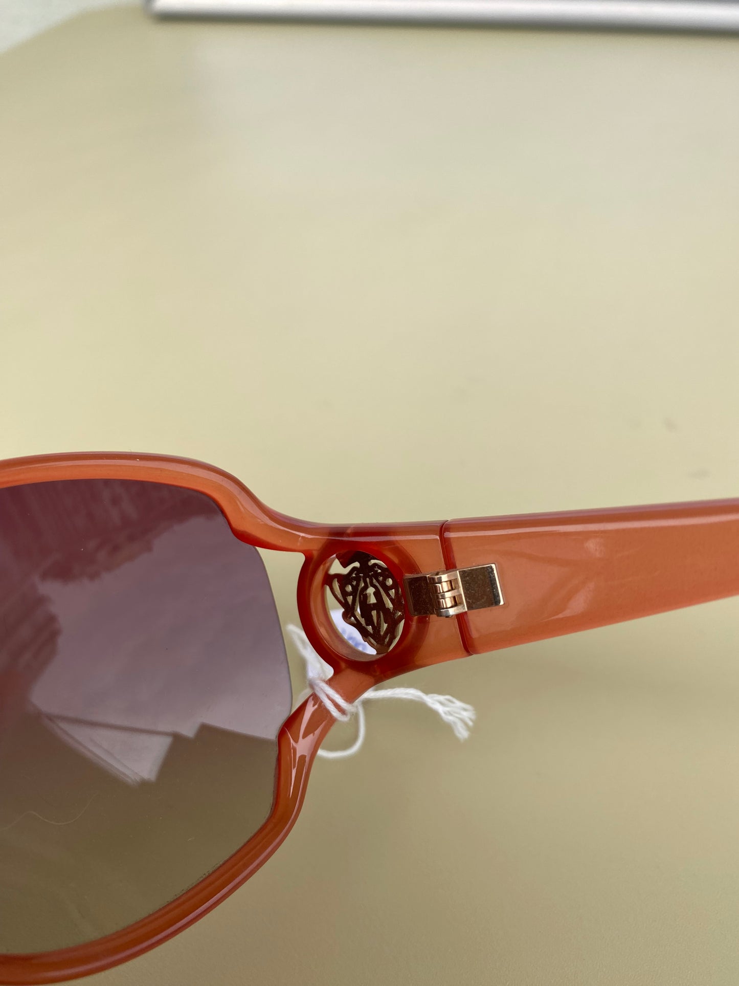 Deadstock GUCCI pumpkin color sunglasses