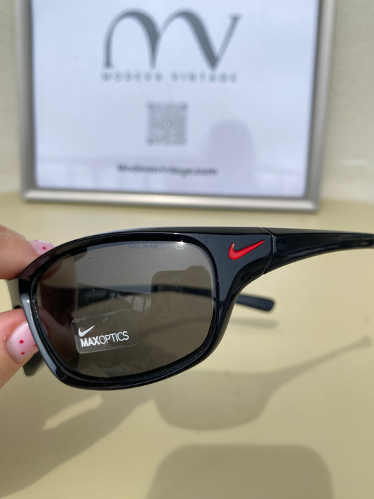 Vintage Nike sunglasses in black color with red logo