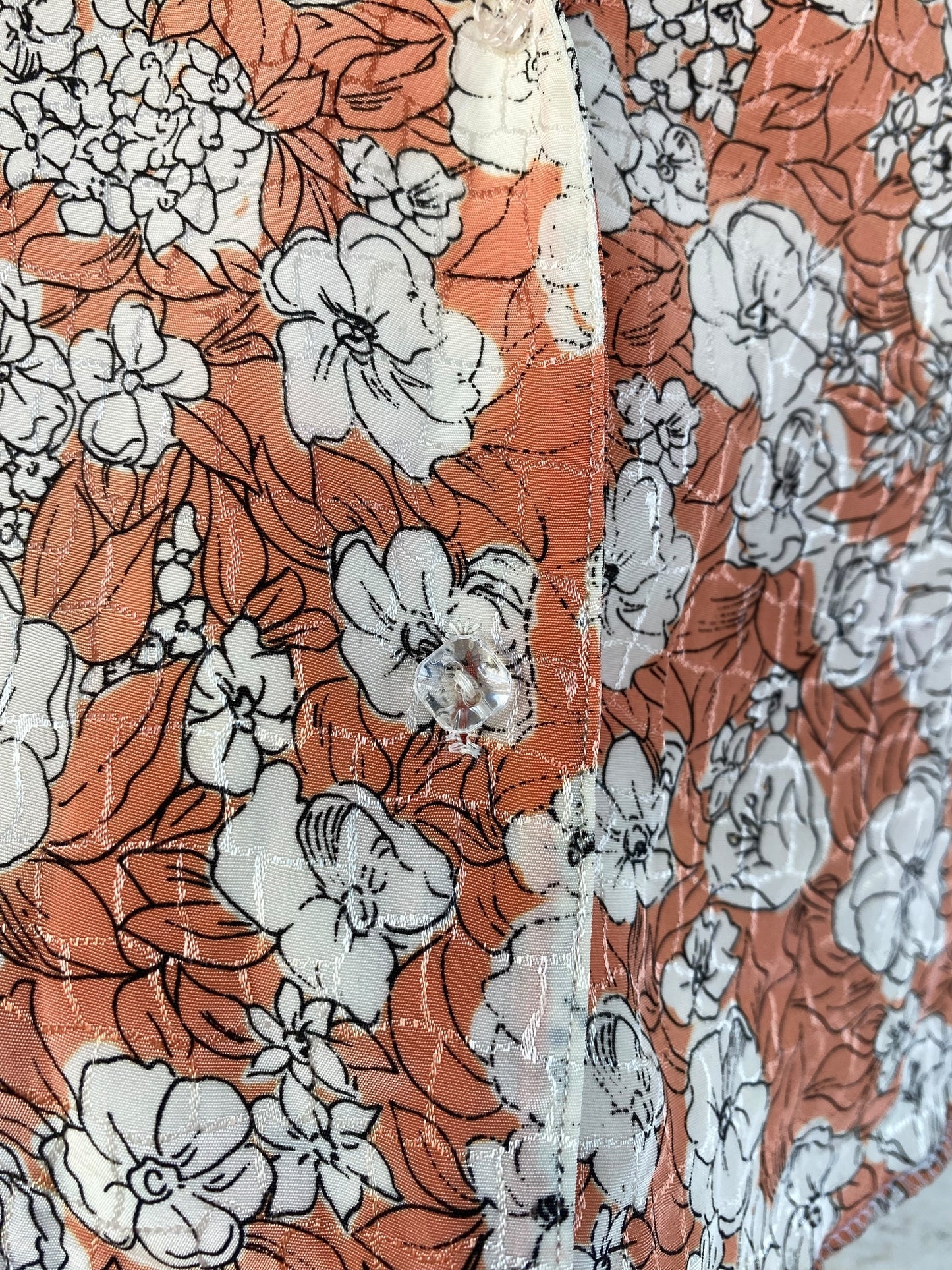 Vintage cropped shirt with flowers