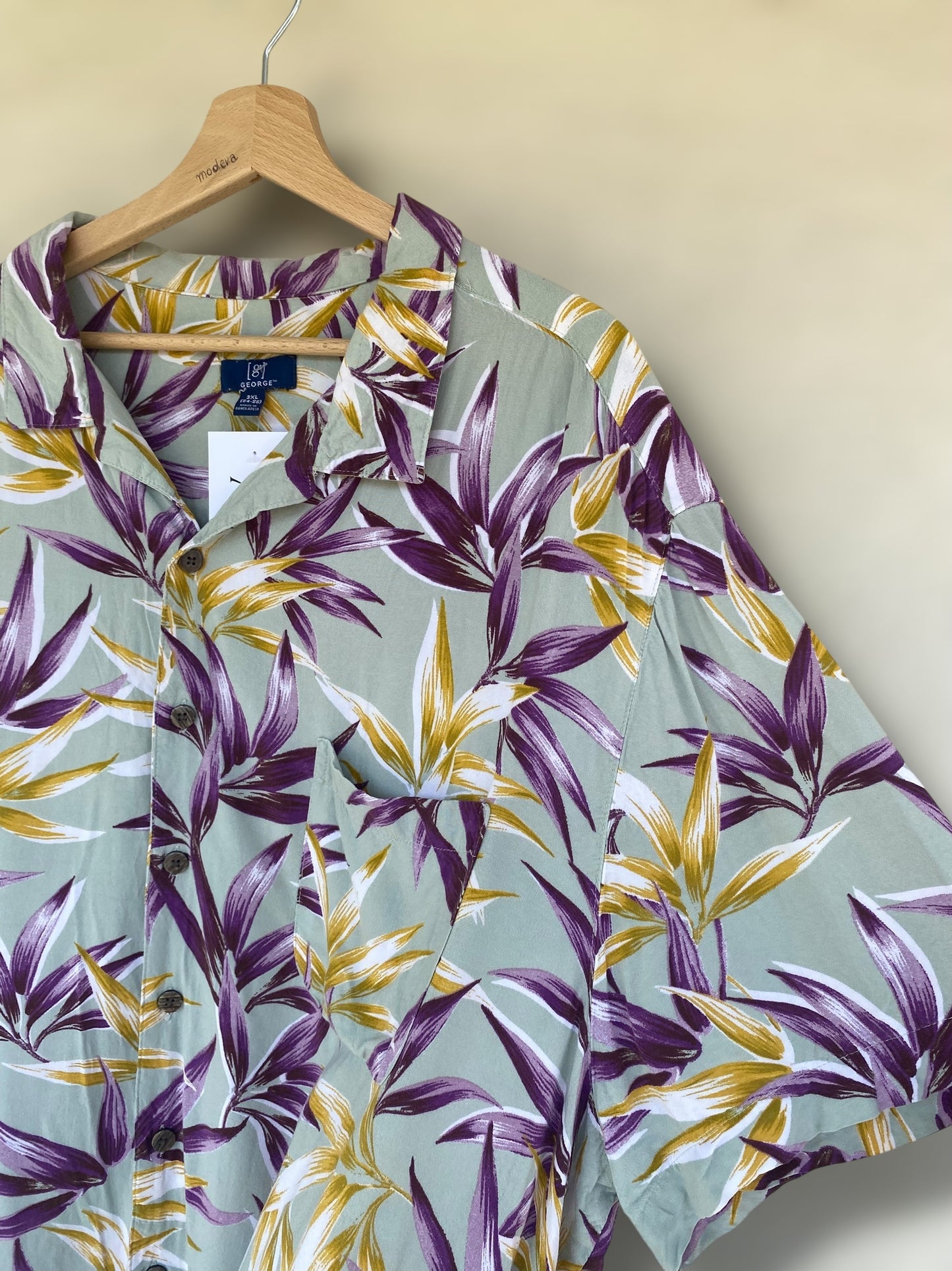Hawaiian leaves vintage shirt