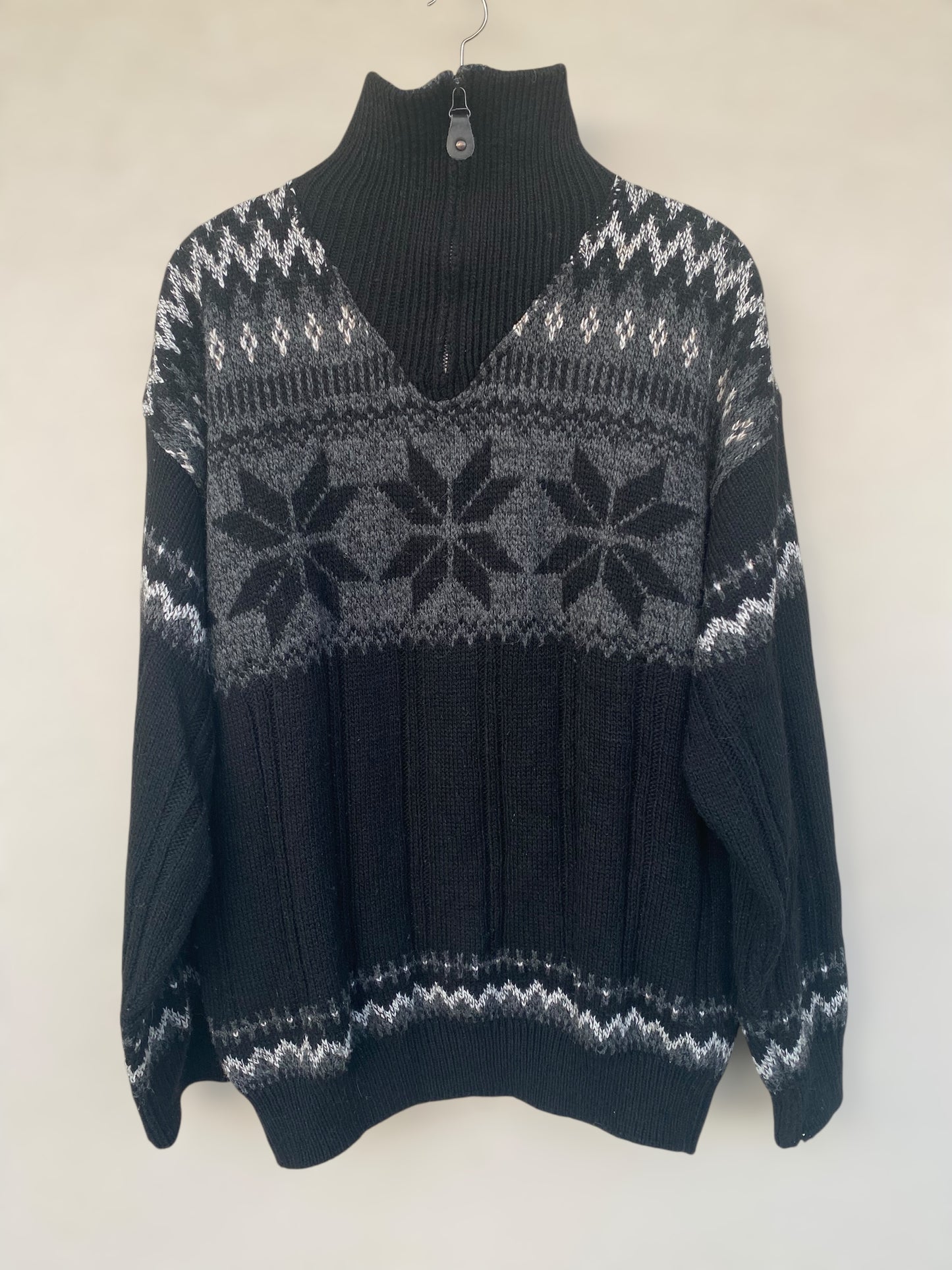 Snow flakes vintage sweater
