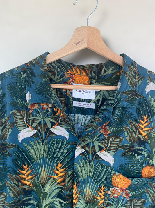 Dark green with pineapples Hawaiian shirt