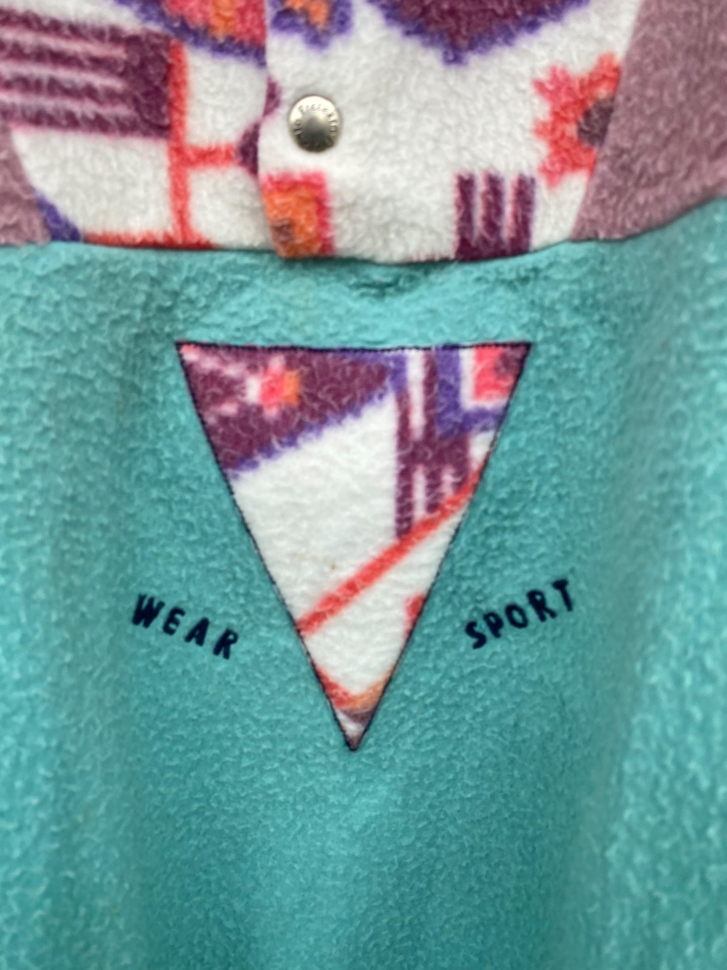 Wear sport crazy half buttoned up fleece