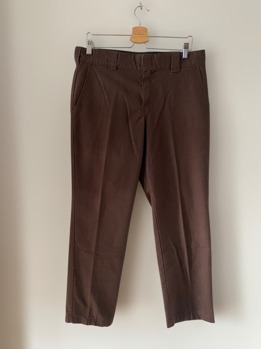 Brown Dickies flex chino